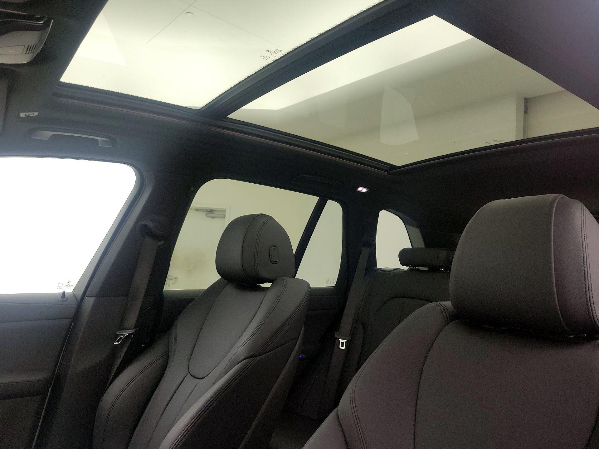 Thumbnail: 2020 BMW X5 - 20