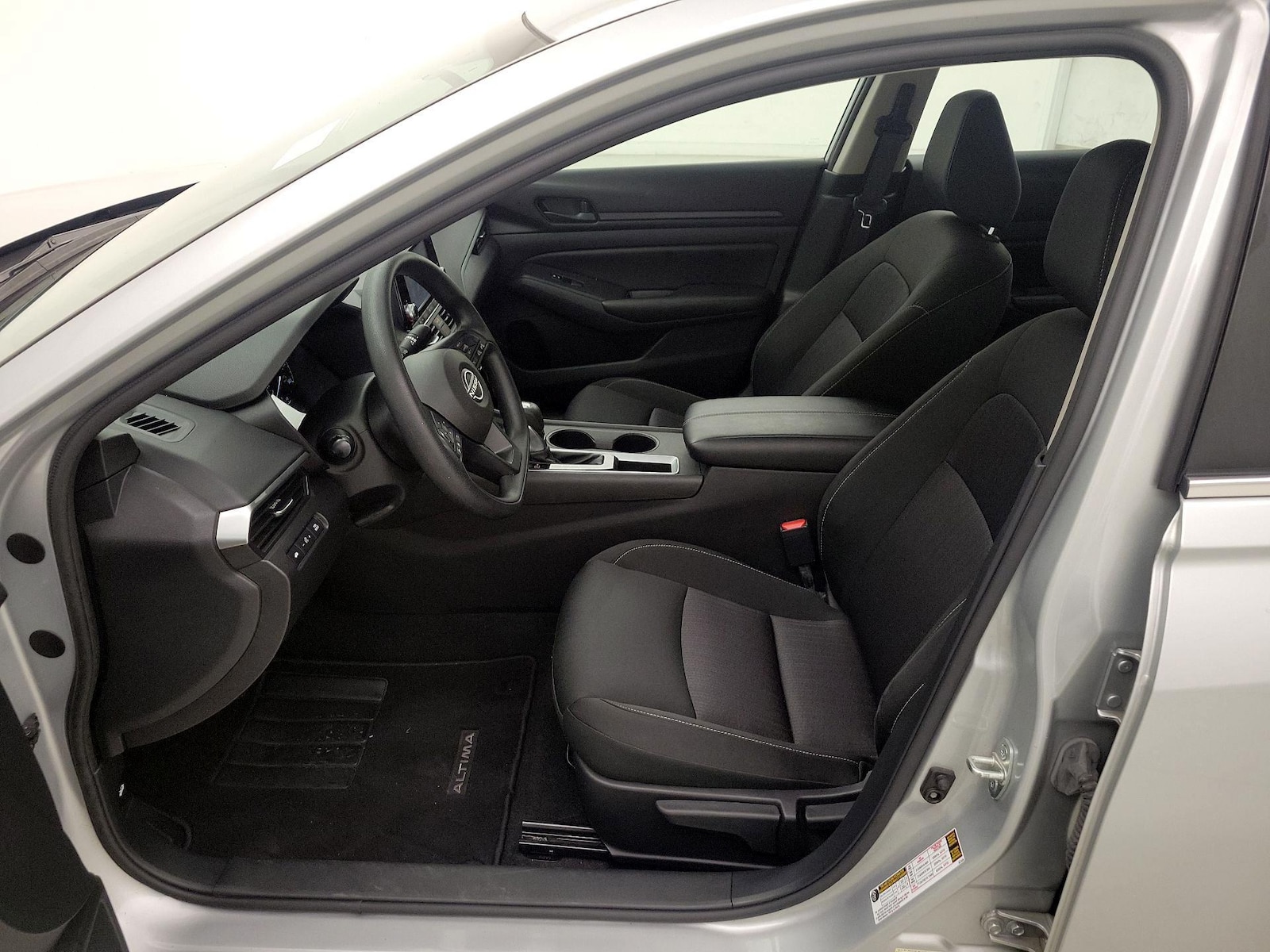 2023 Nissan Altima S - Photo 12