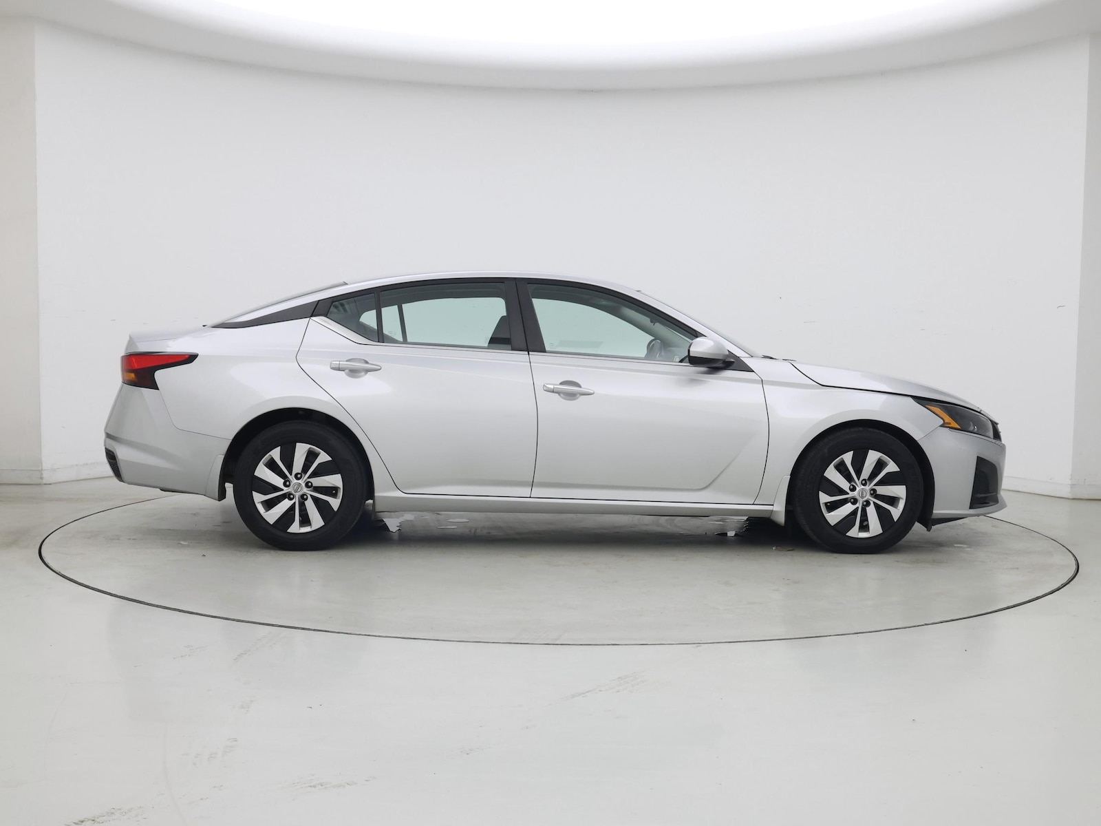 2023 Nissan Altima S - Photo 8