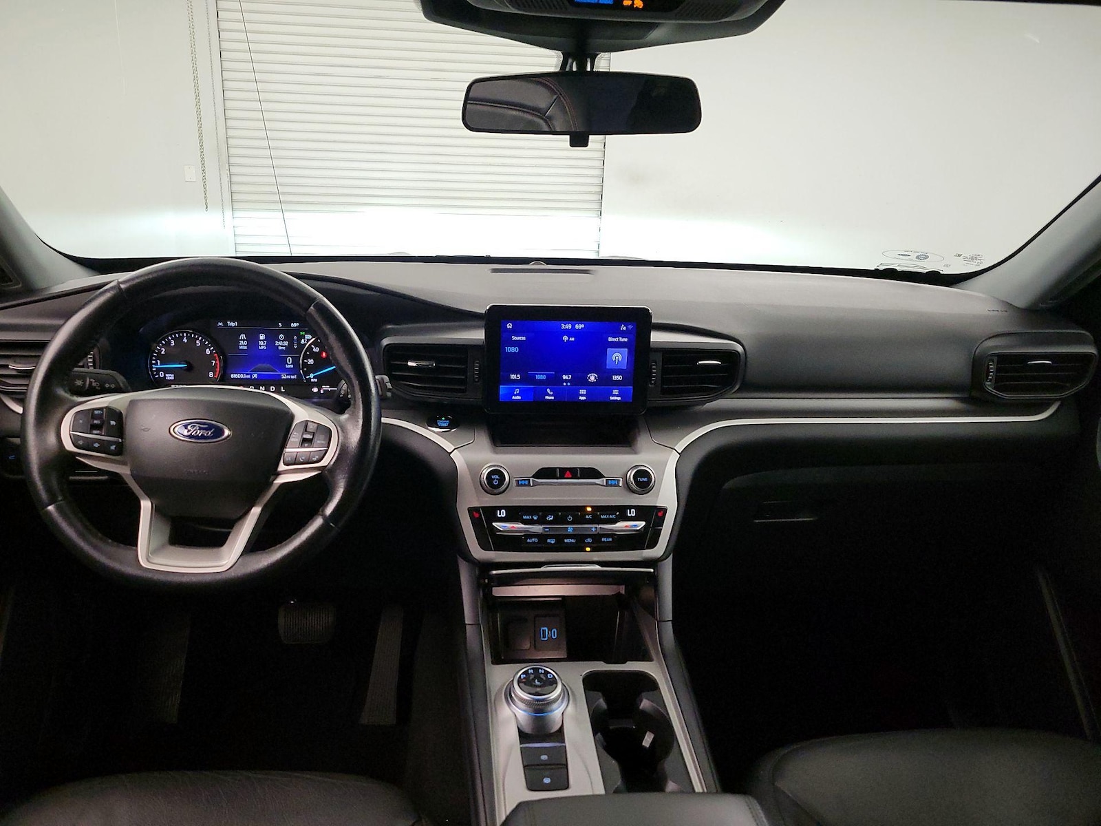 2021 Ford Explorer XLT - Photo 10