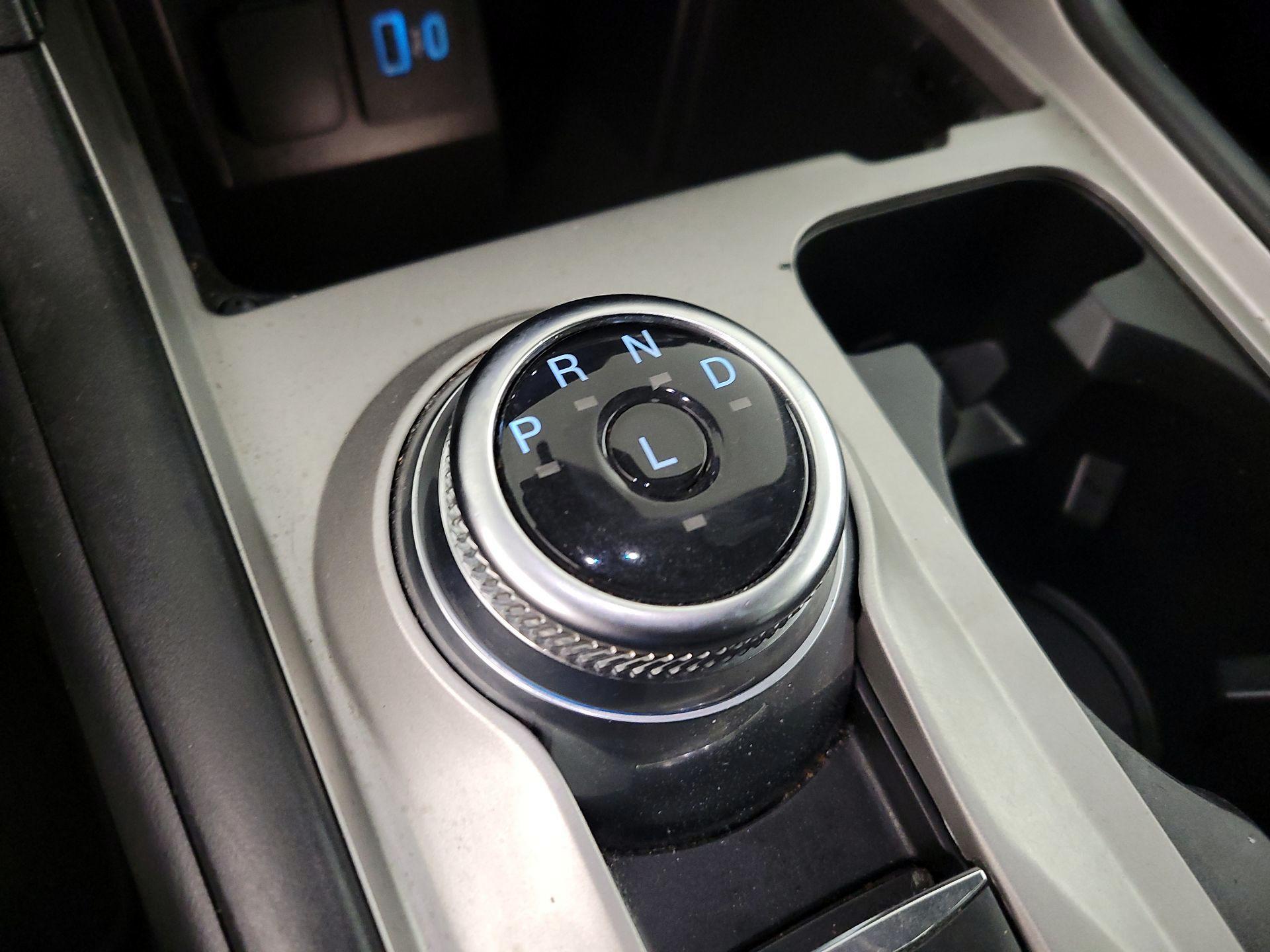 Thumbnail: 2021 Ford Explorer - 17