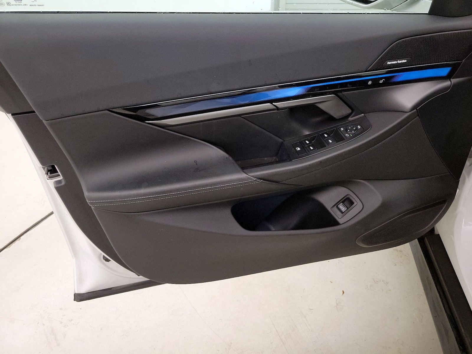2024 BMW i5 40 - Photo 13