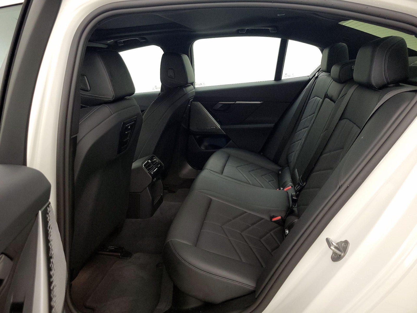 2024 BMW i5 40 - Photo 22