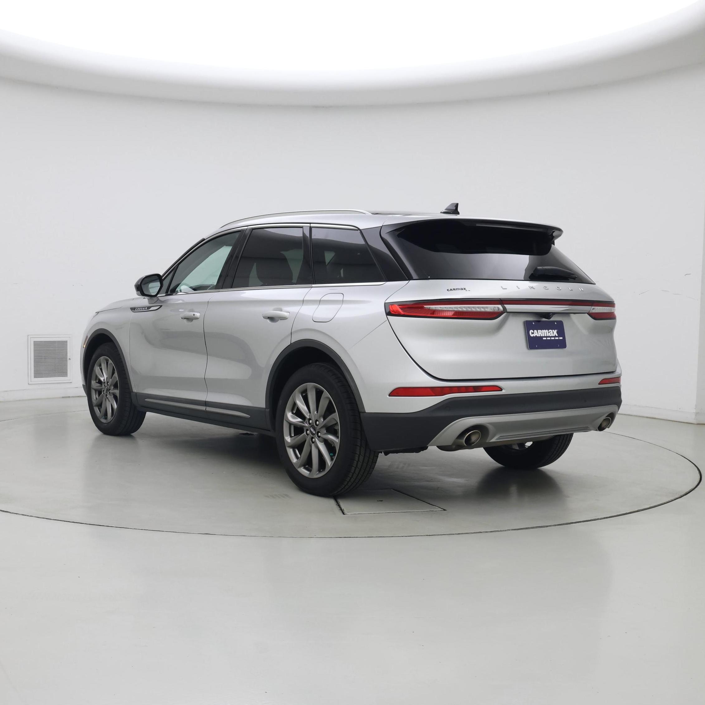 Thumbnail: 2020 Lincoln Corsair - 2