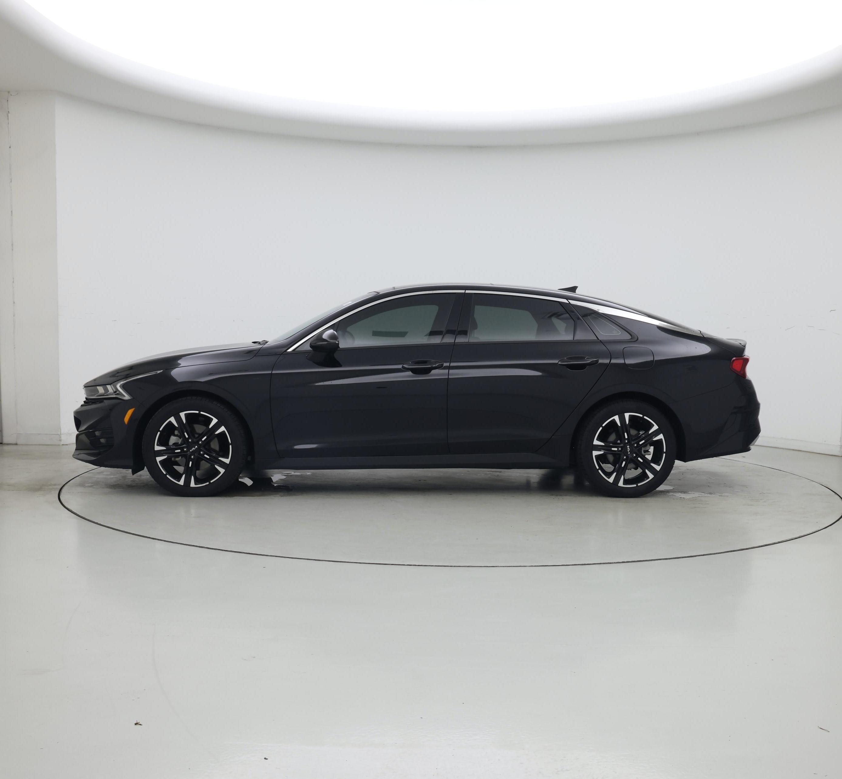 Thumbnail: 2023 Kia K5 - 3