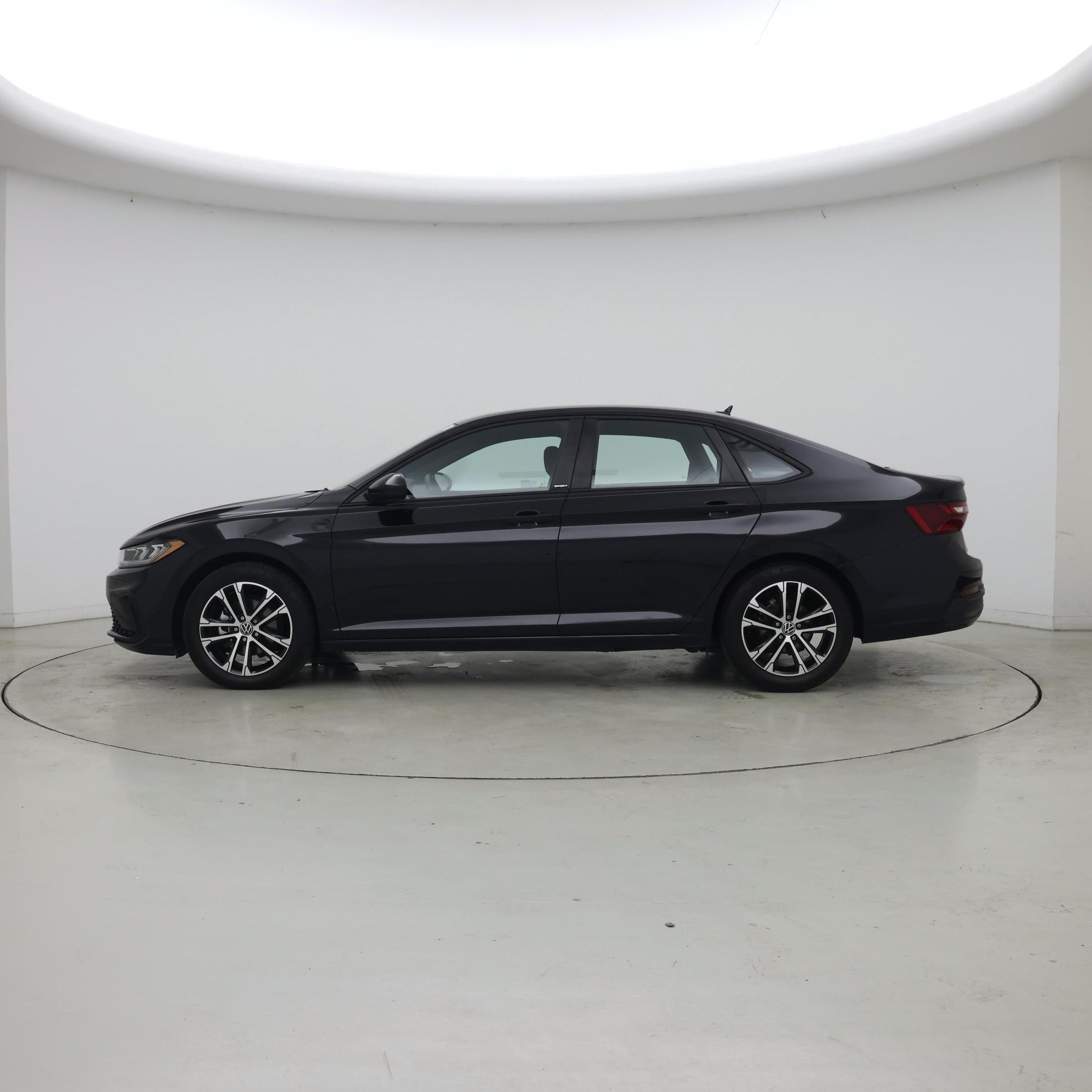 Thumbnail: 2025 Volkswagen Jetta - 3