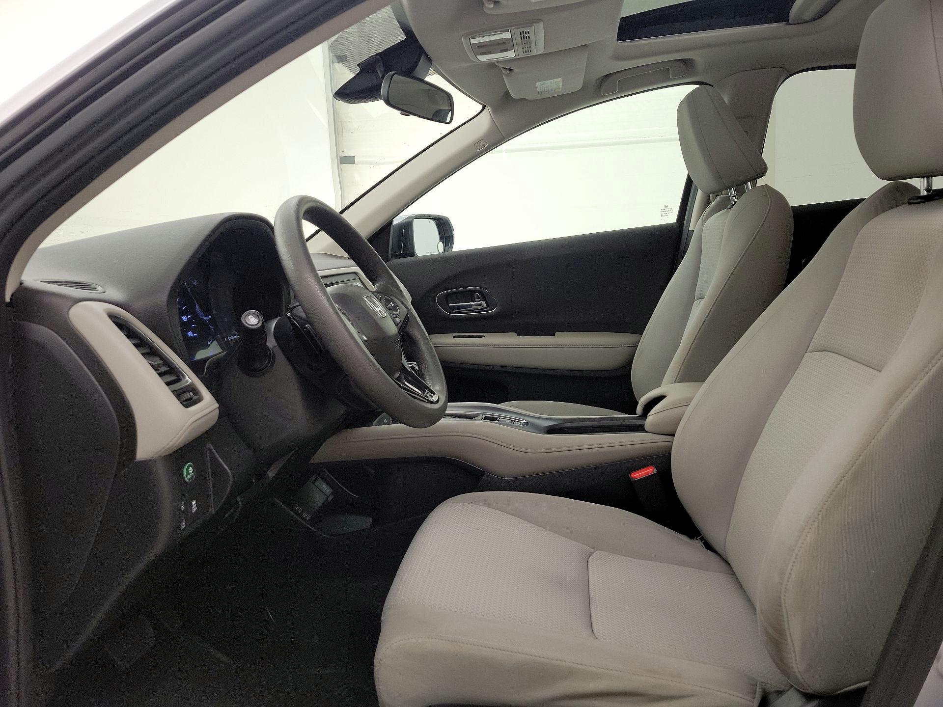 Thumbnail: 2022 Honda HR-V - 11
