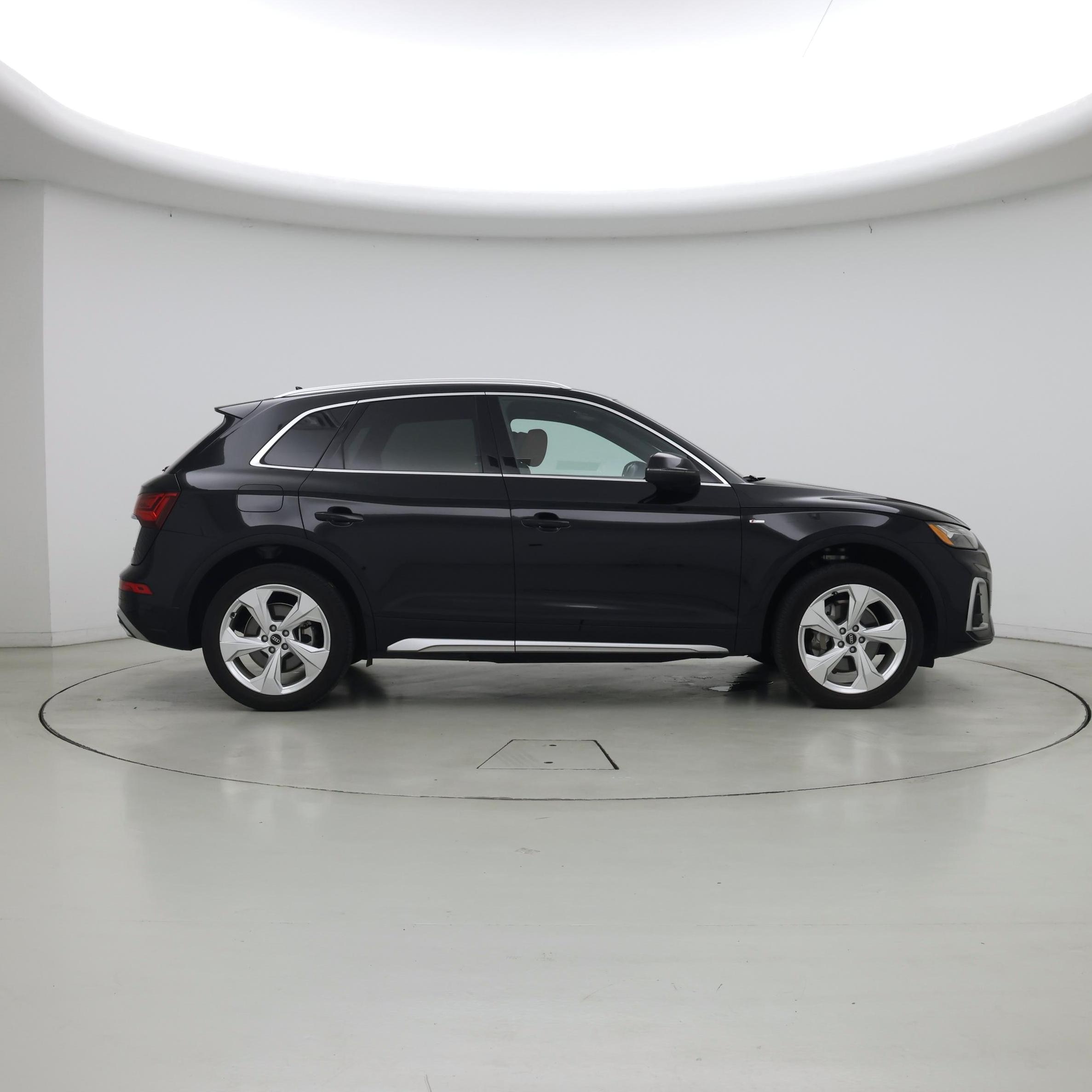 Thumbnail: 2022 Audi Q5 - 7