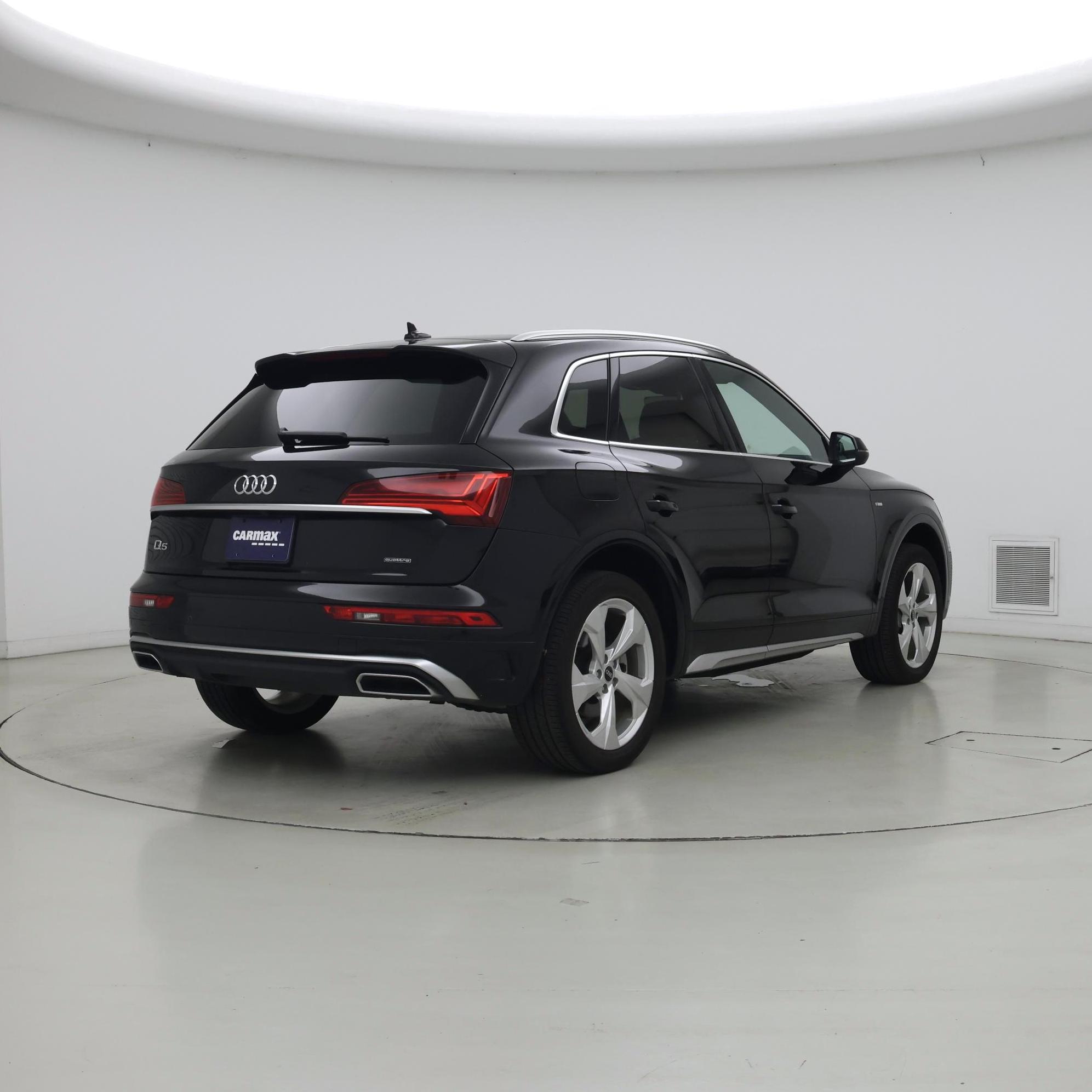 Thumbnail: 2022 Audi Q5 - 8