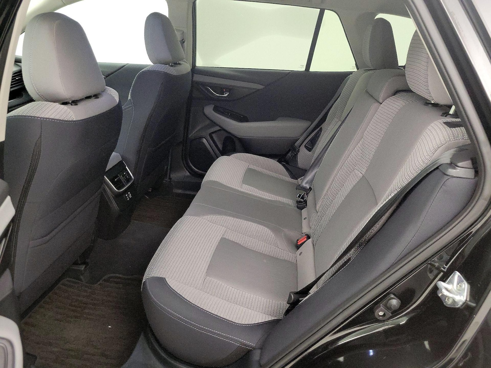 2024 Subaru Outback Premium - Photo 20