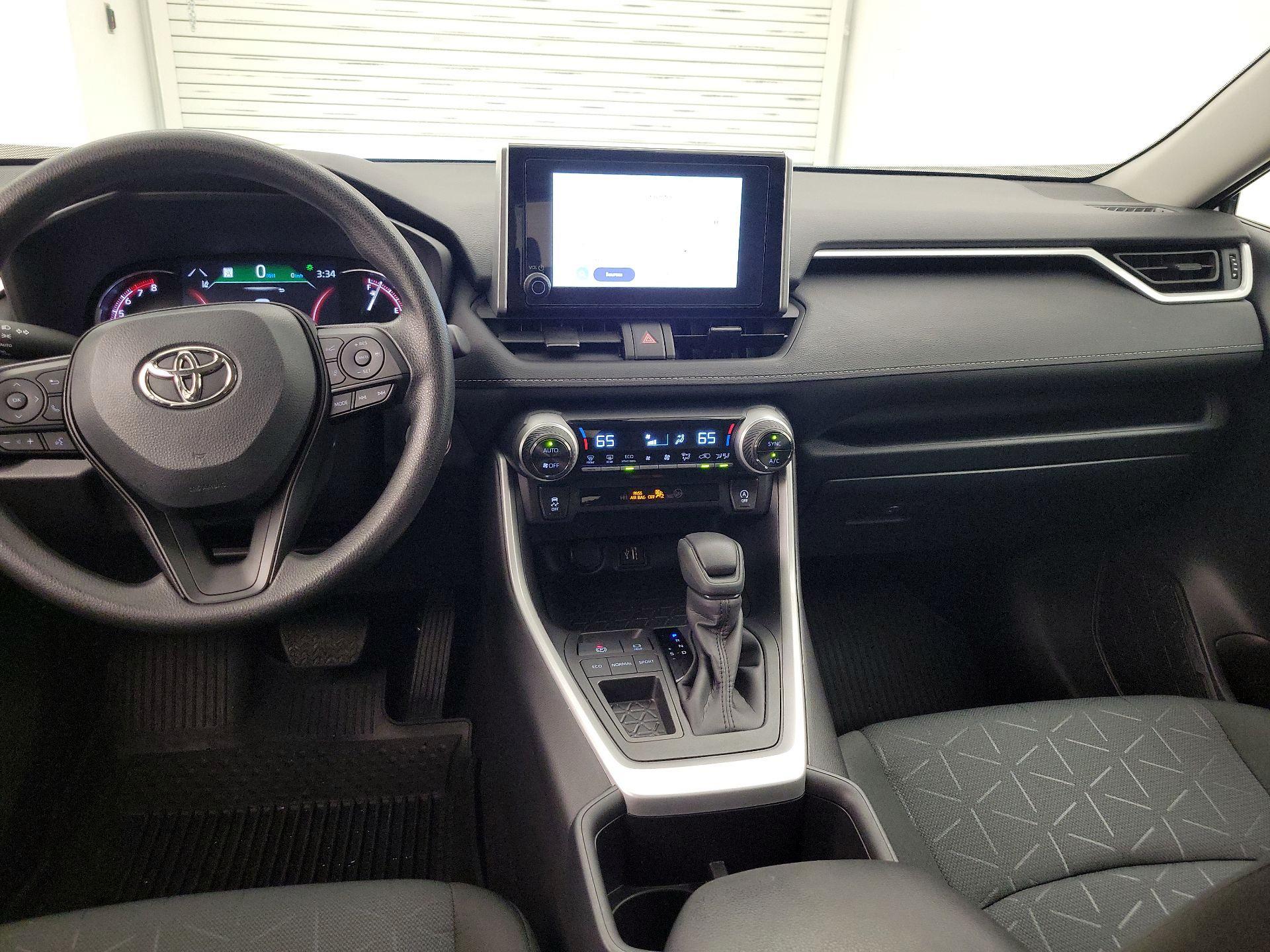 Thumbnail: 2025 Toyota RAV4 - 9