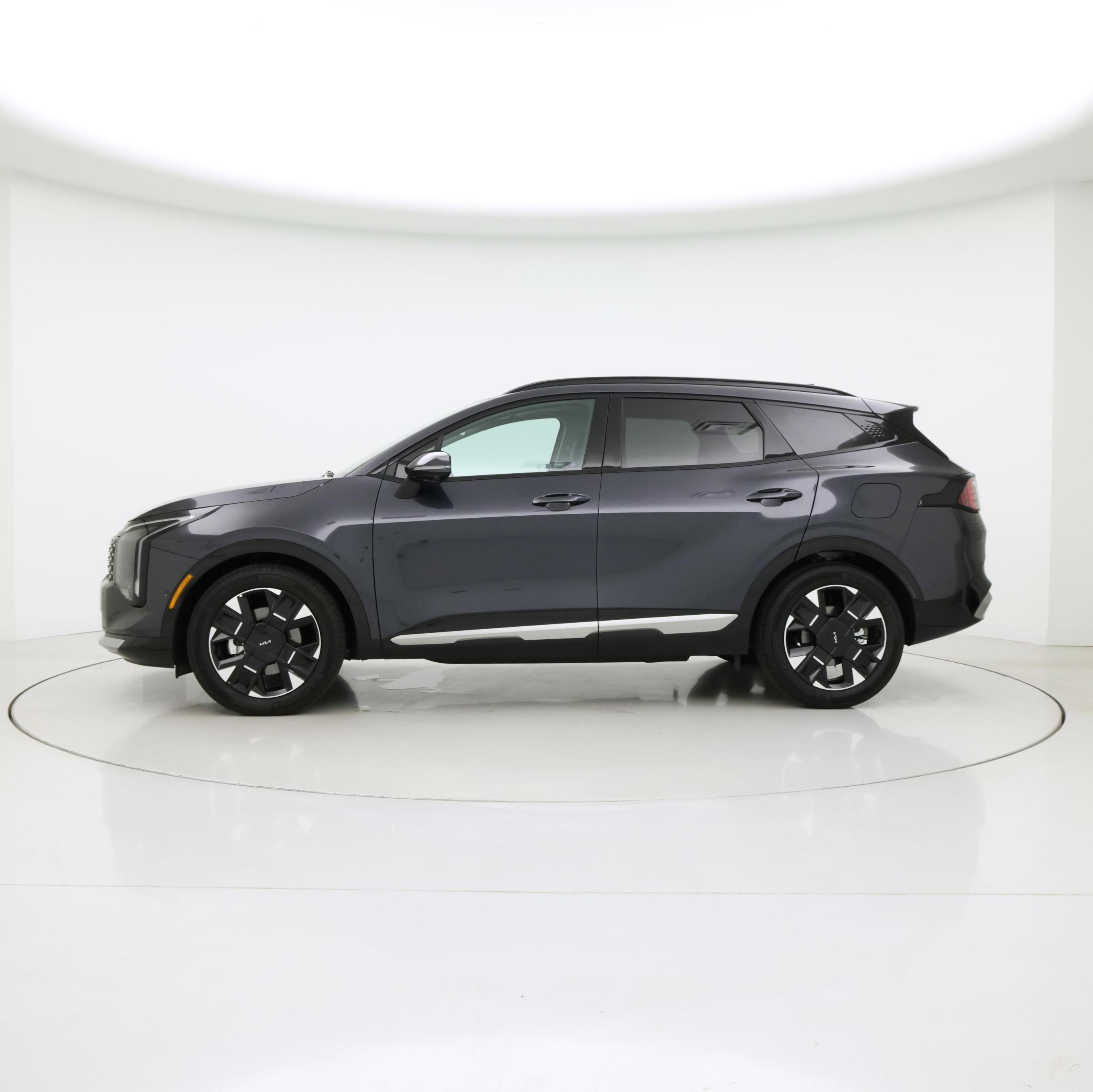 Thumbnail: 2026 Kia Sportage - 3