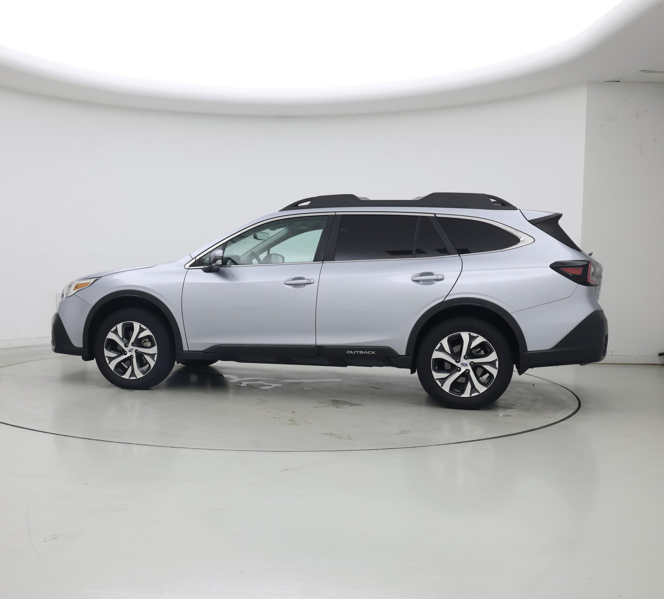 Silver 2022 Subaru Outback SUV / Crossover All-Wheel Drive Automatic