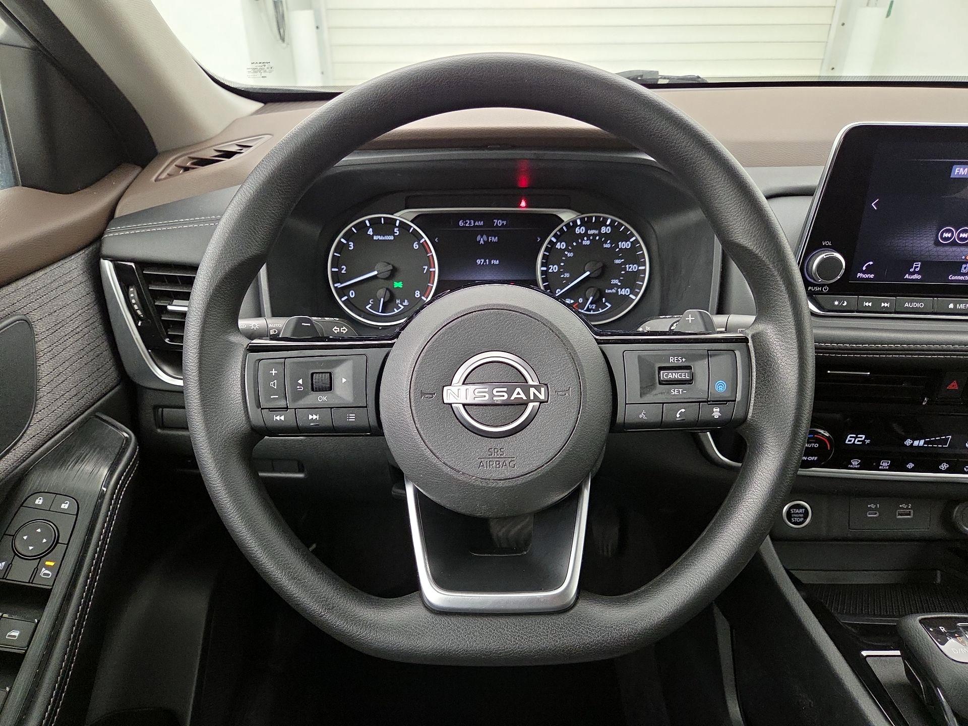 Thumbnail: 2022 Nissan Rogue - 10