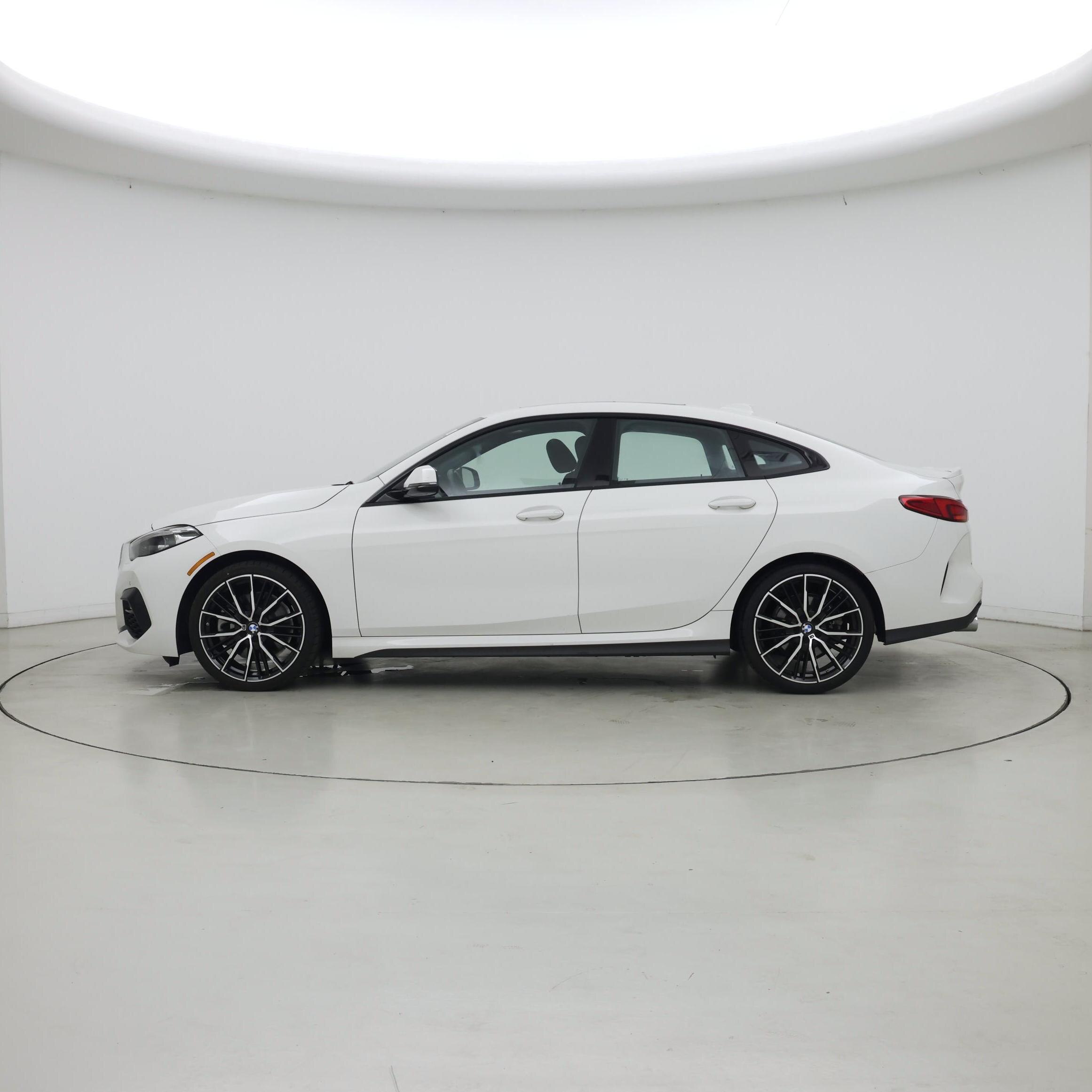 Thumbnail: 2024 BMW 2 Series - 3