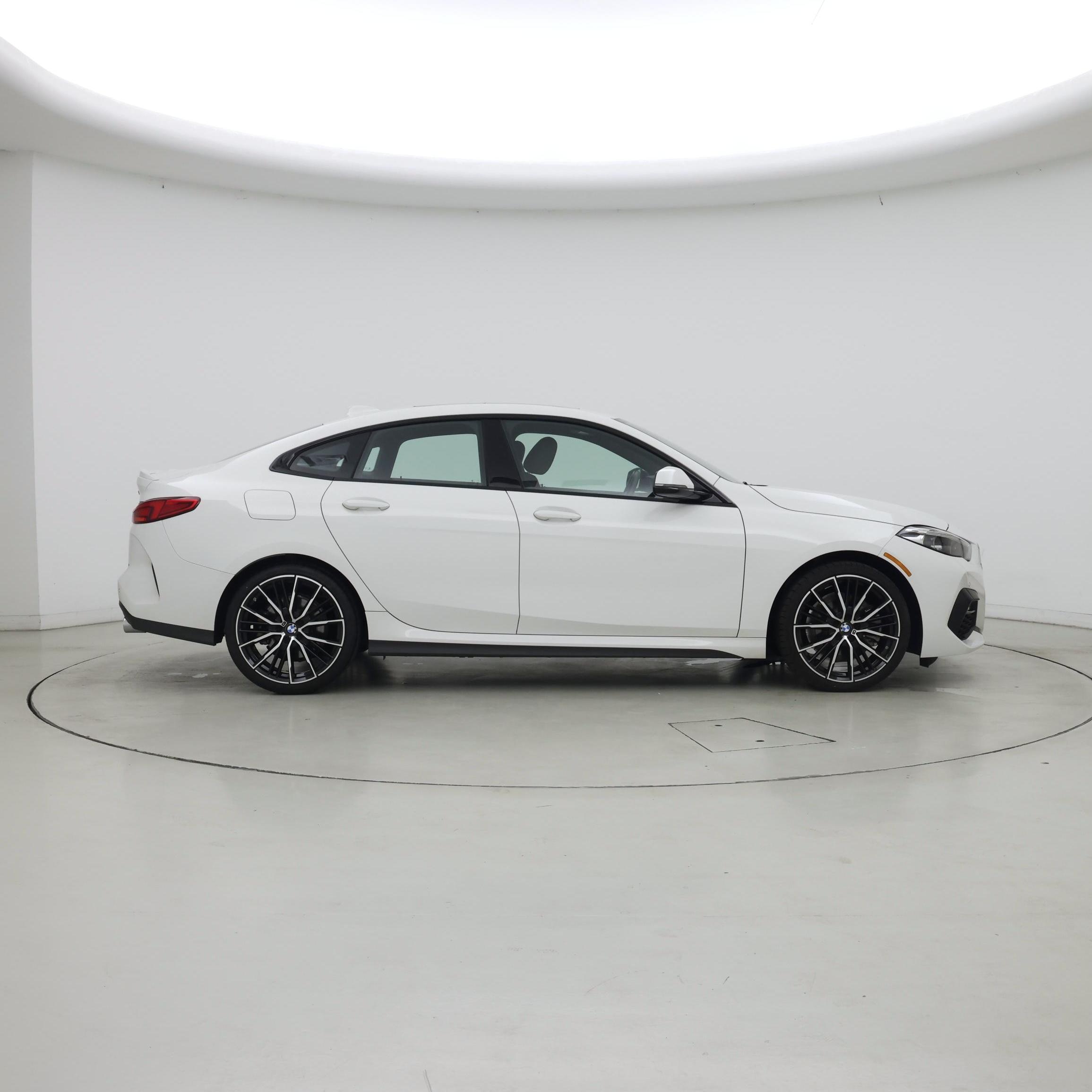 Thumbnail: 2024 BMW 2 Series - 7