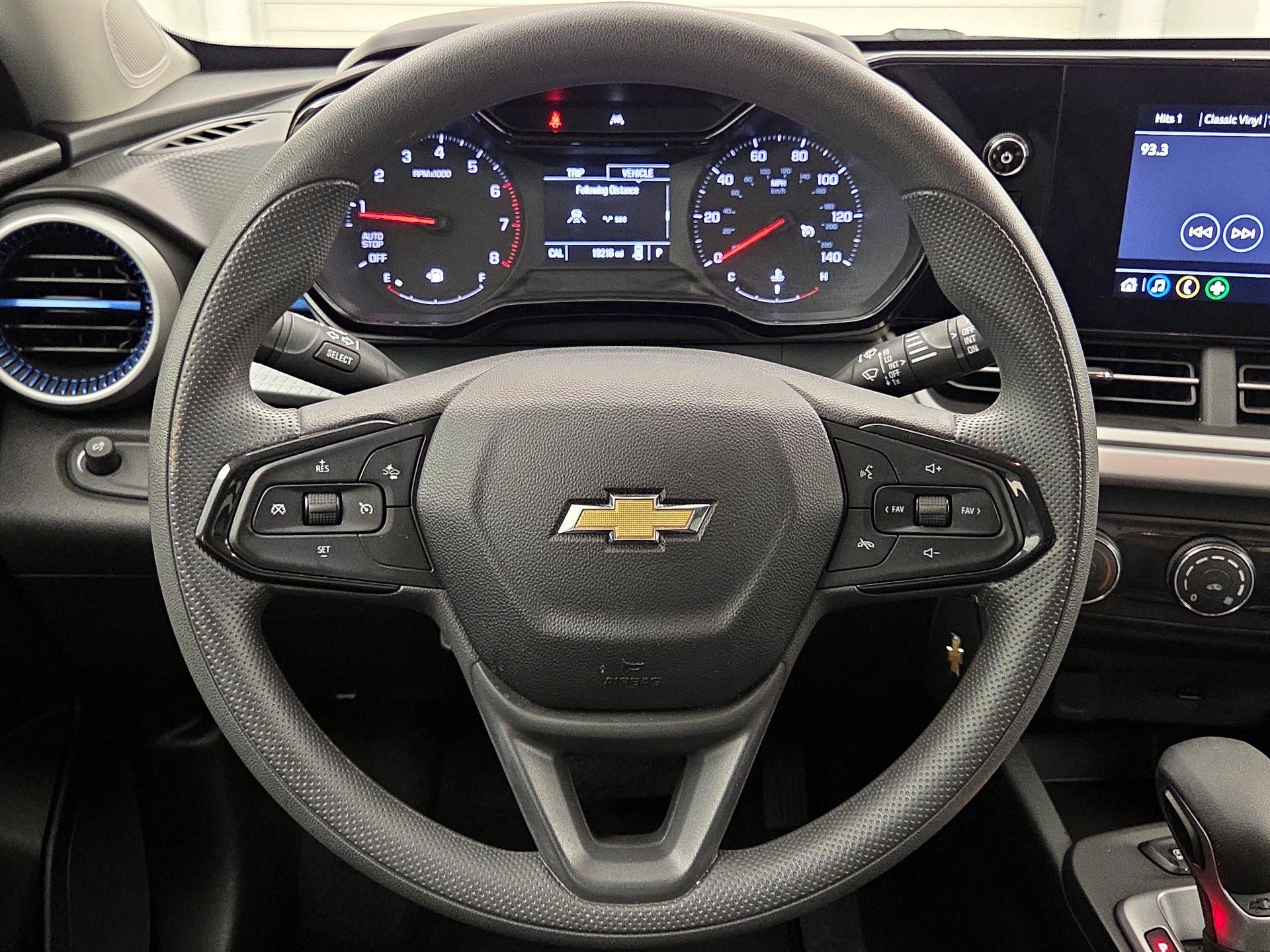 Thumbnail: 2025 Chevrolet Trax - 10