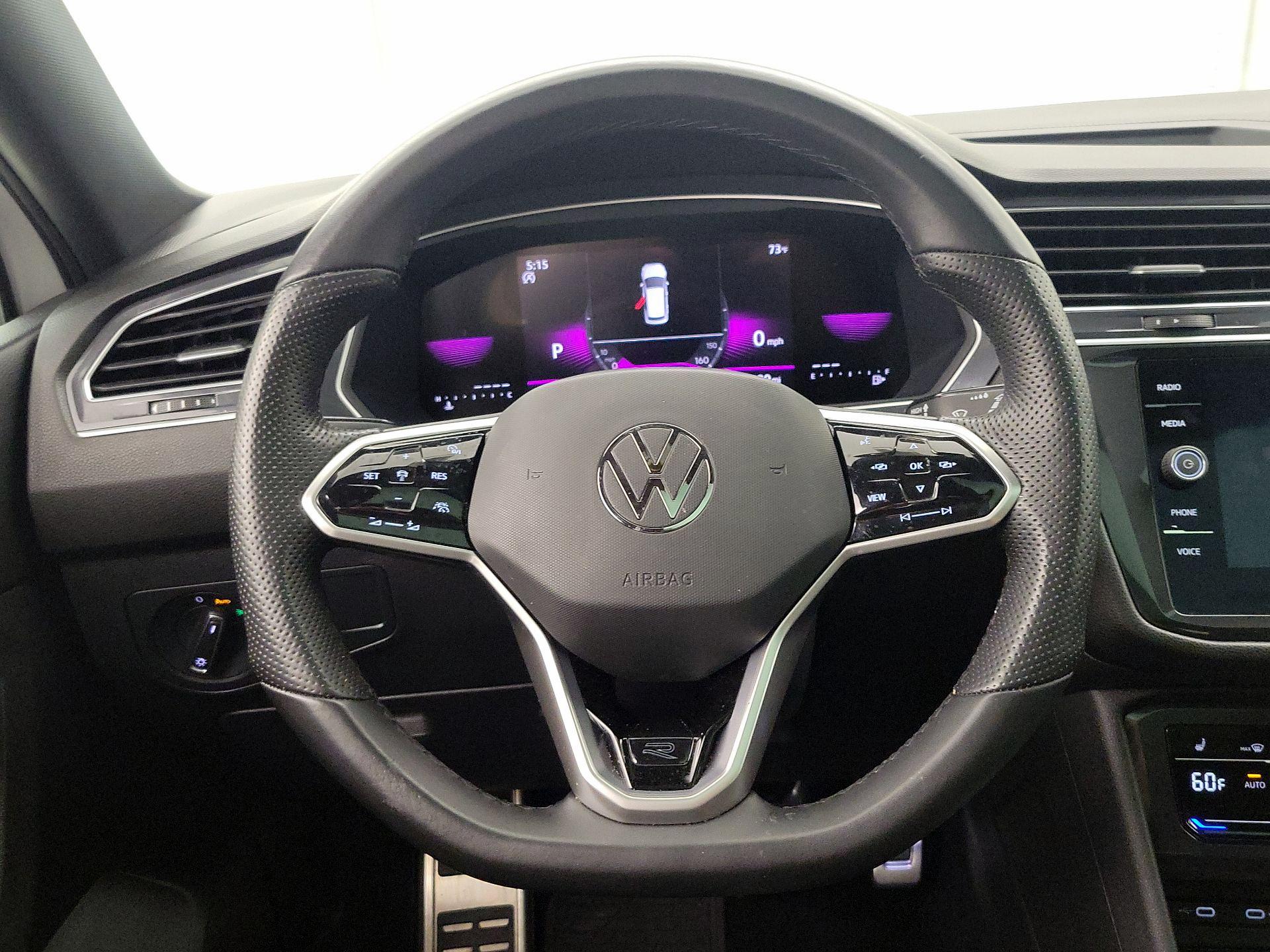 Thumbnail: 2023 Volkswagen Tiguan - 10