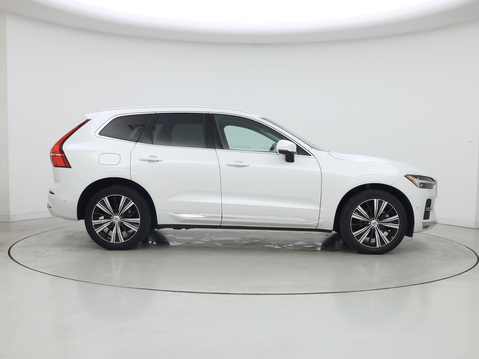2023 Volvo XC60 Plus - Photo 8