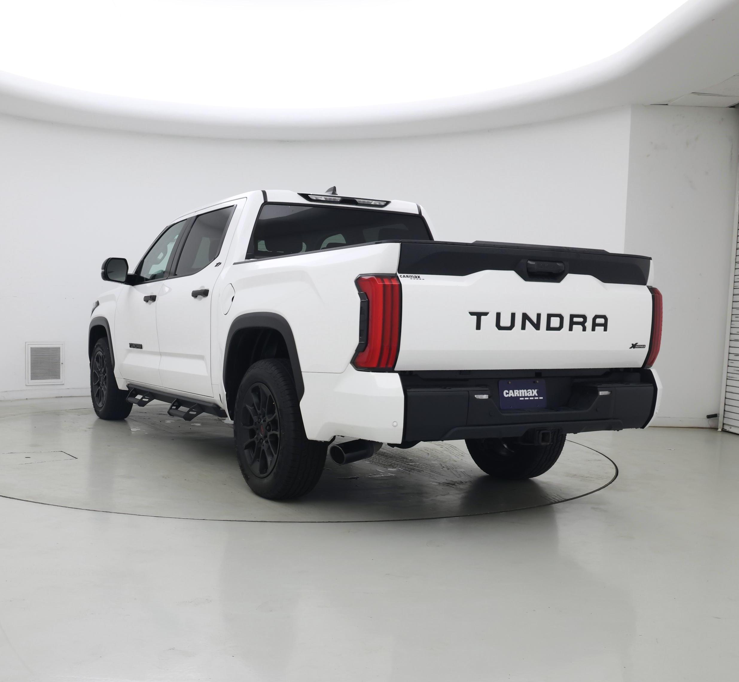 Thumbnail: 2024 Toyota Tundra - 2