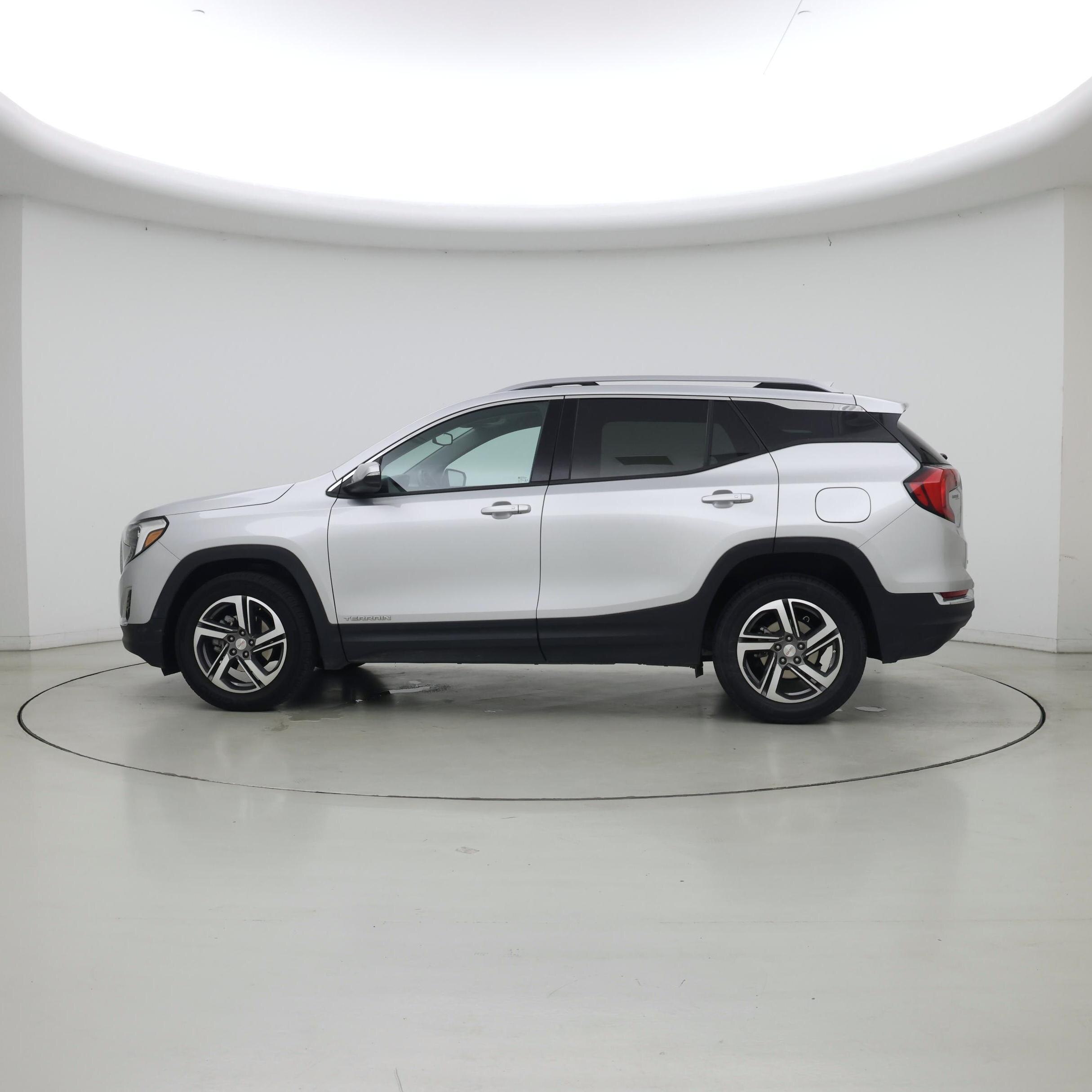 Thumbnail: 2020 GMC Terrain - 3
