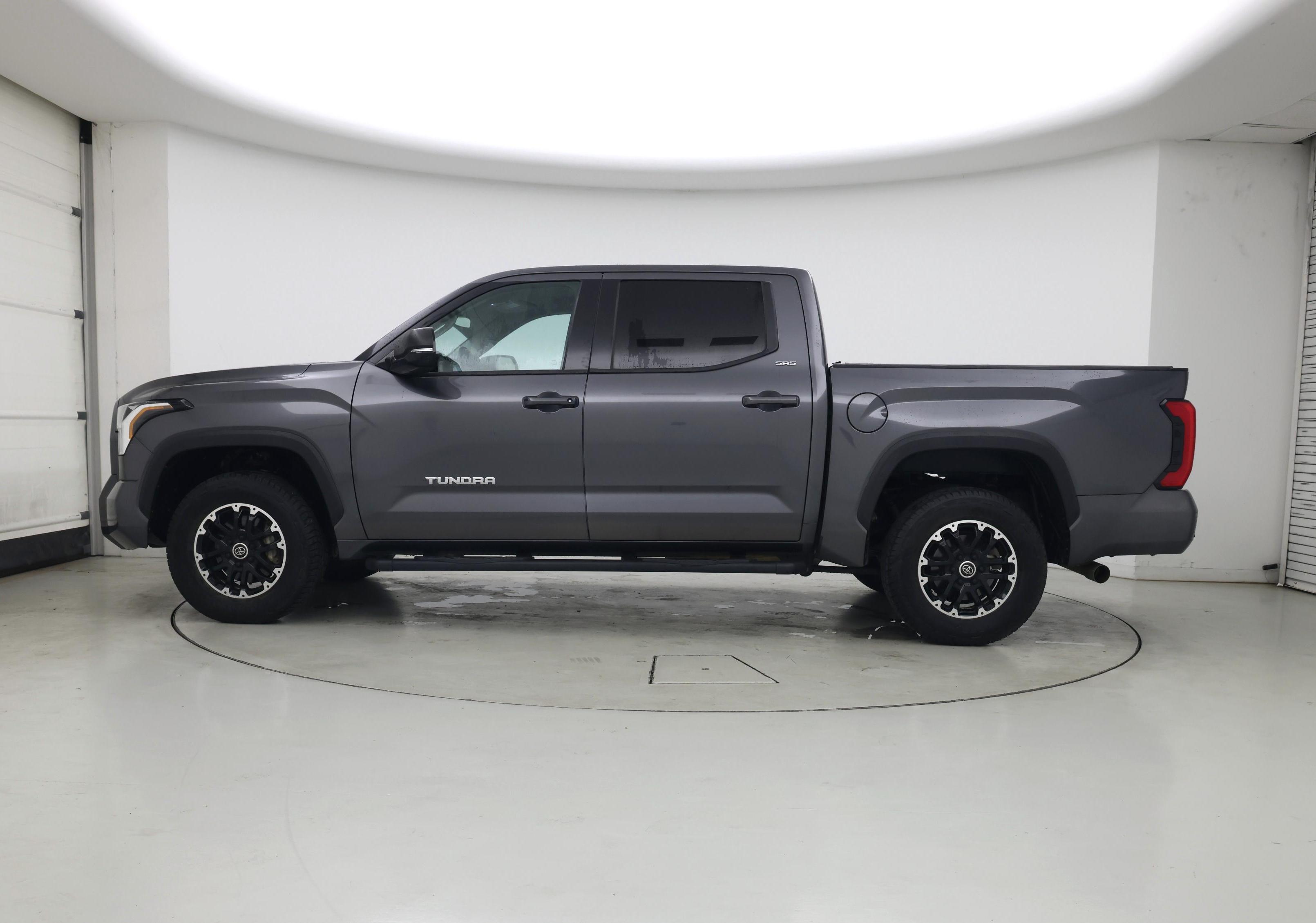 Thumbnail: 2023 Toyota Tundra - 3