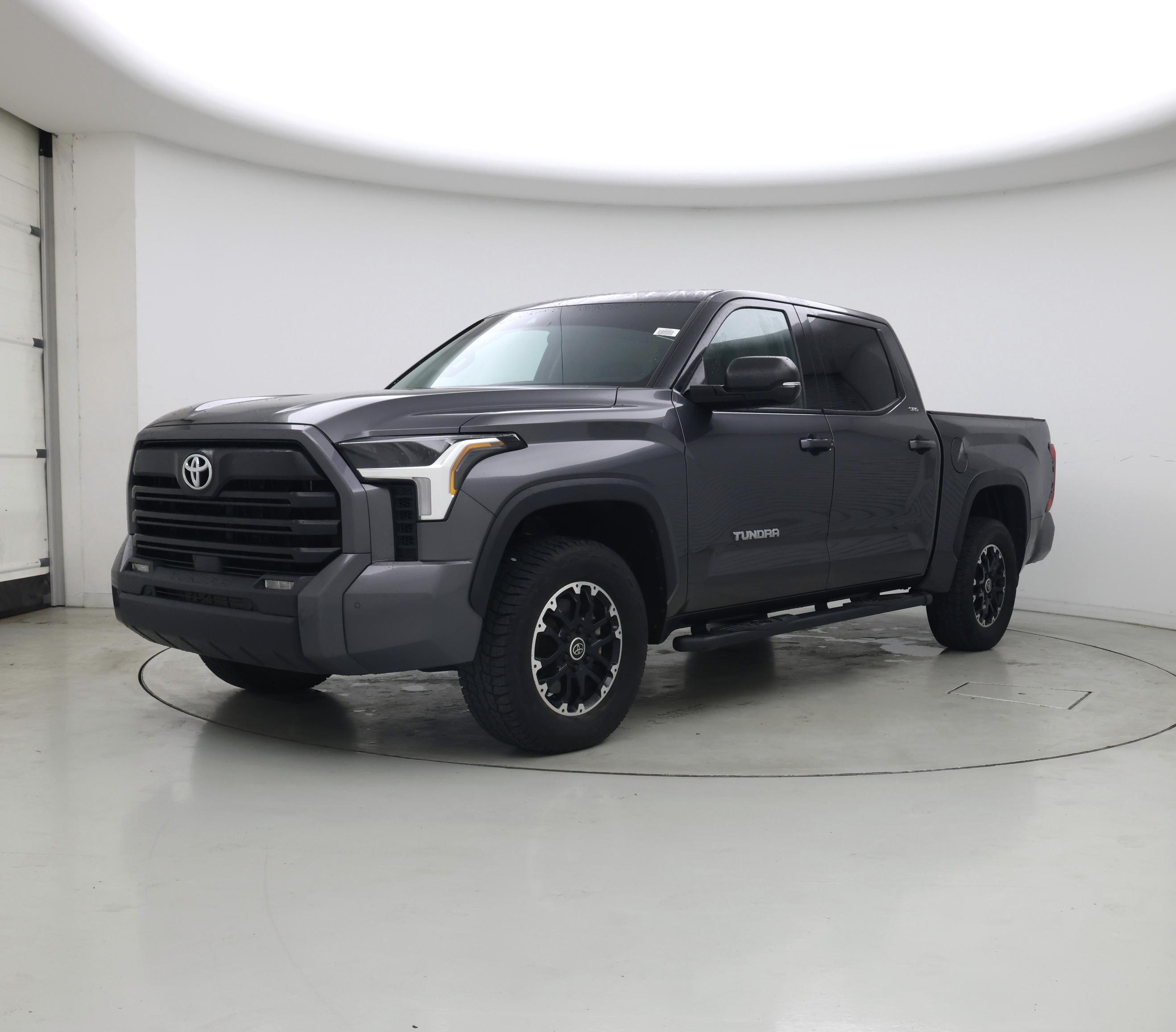 Thumbnail: 2023 Toyota Tundra - 4
