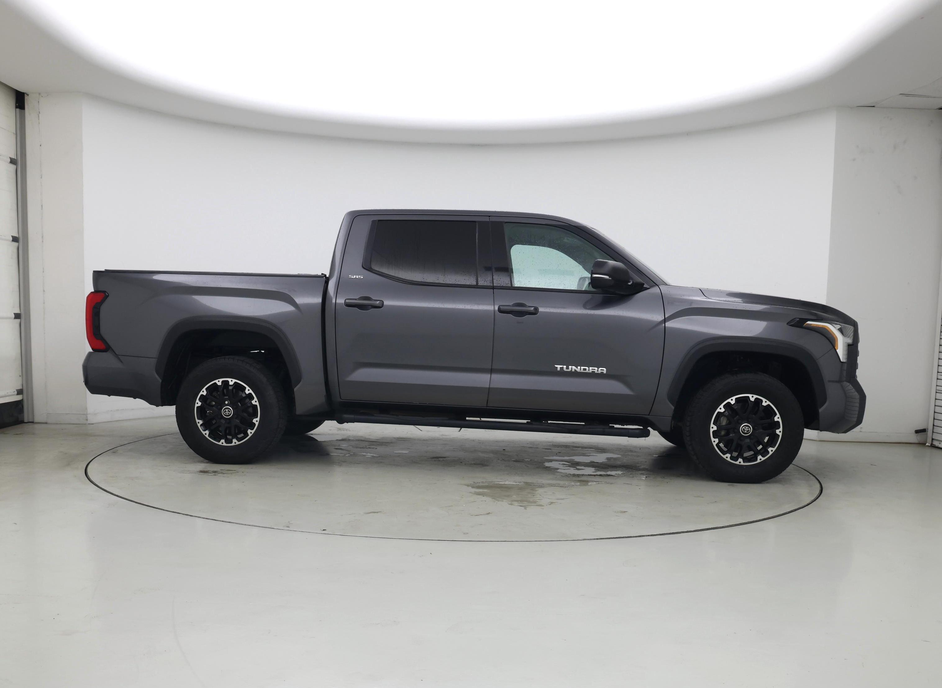 Thumbnail: 2023 Toyota Tundra - 7