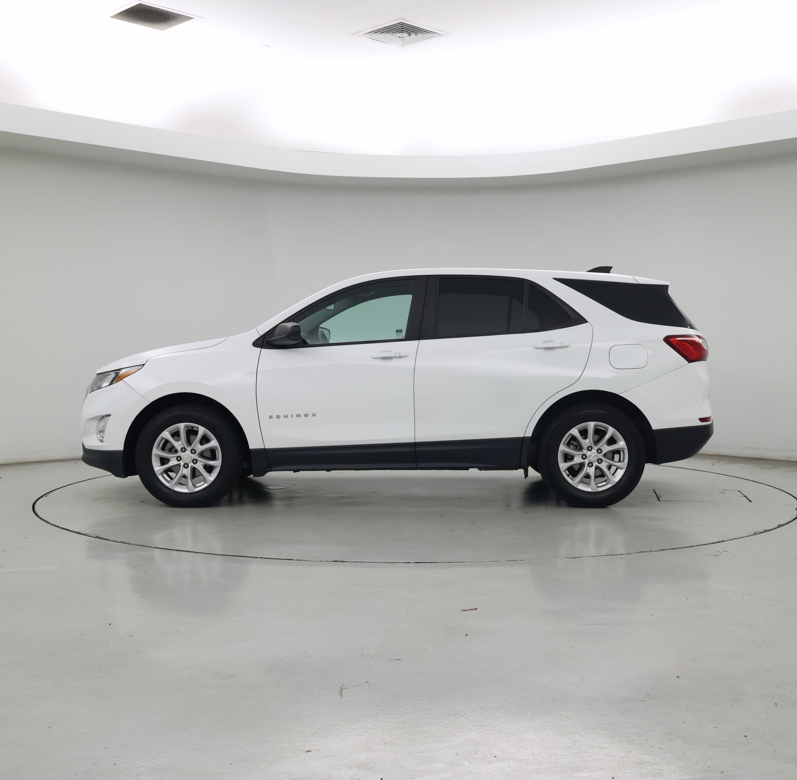 Thumbnail: 2020 Chevrolet Equinox - 3