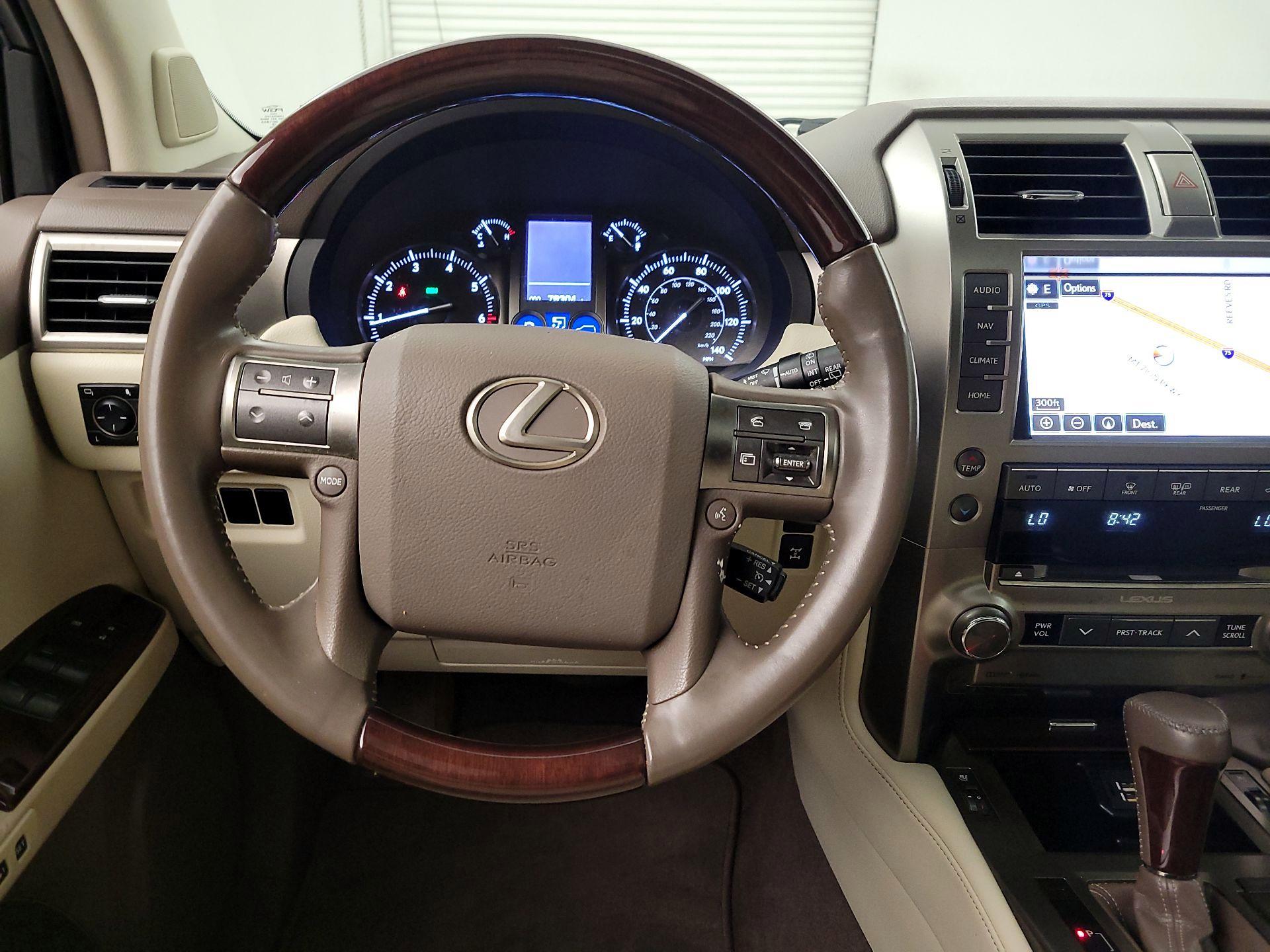 Thumbnail: 2019 Lexus GX - 10