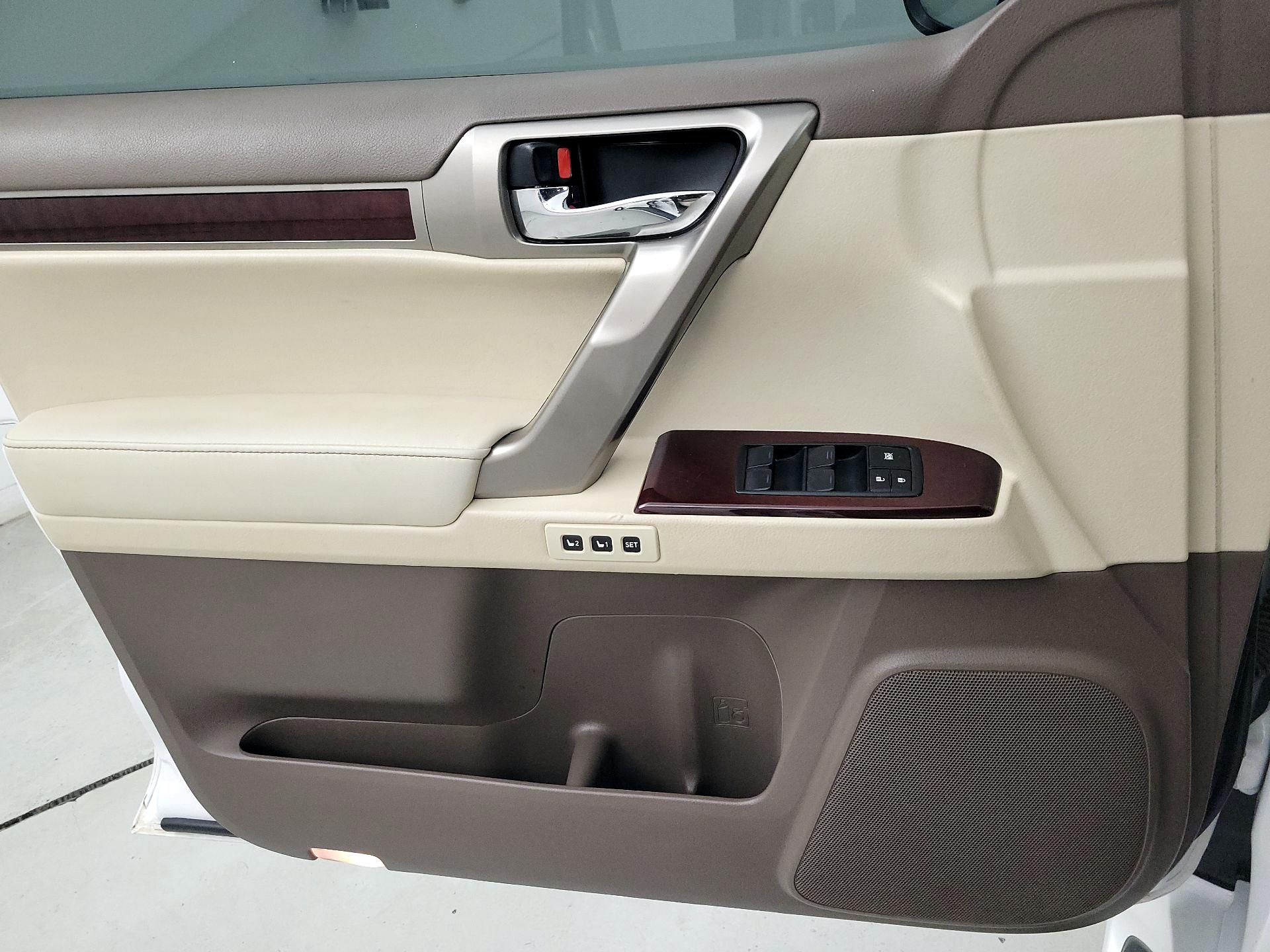 Thumbnail: 2019 Lexus GX - 12