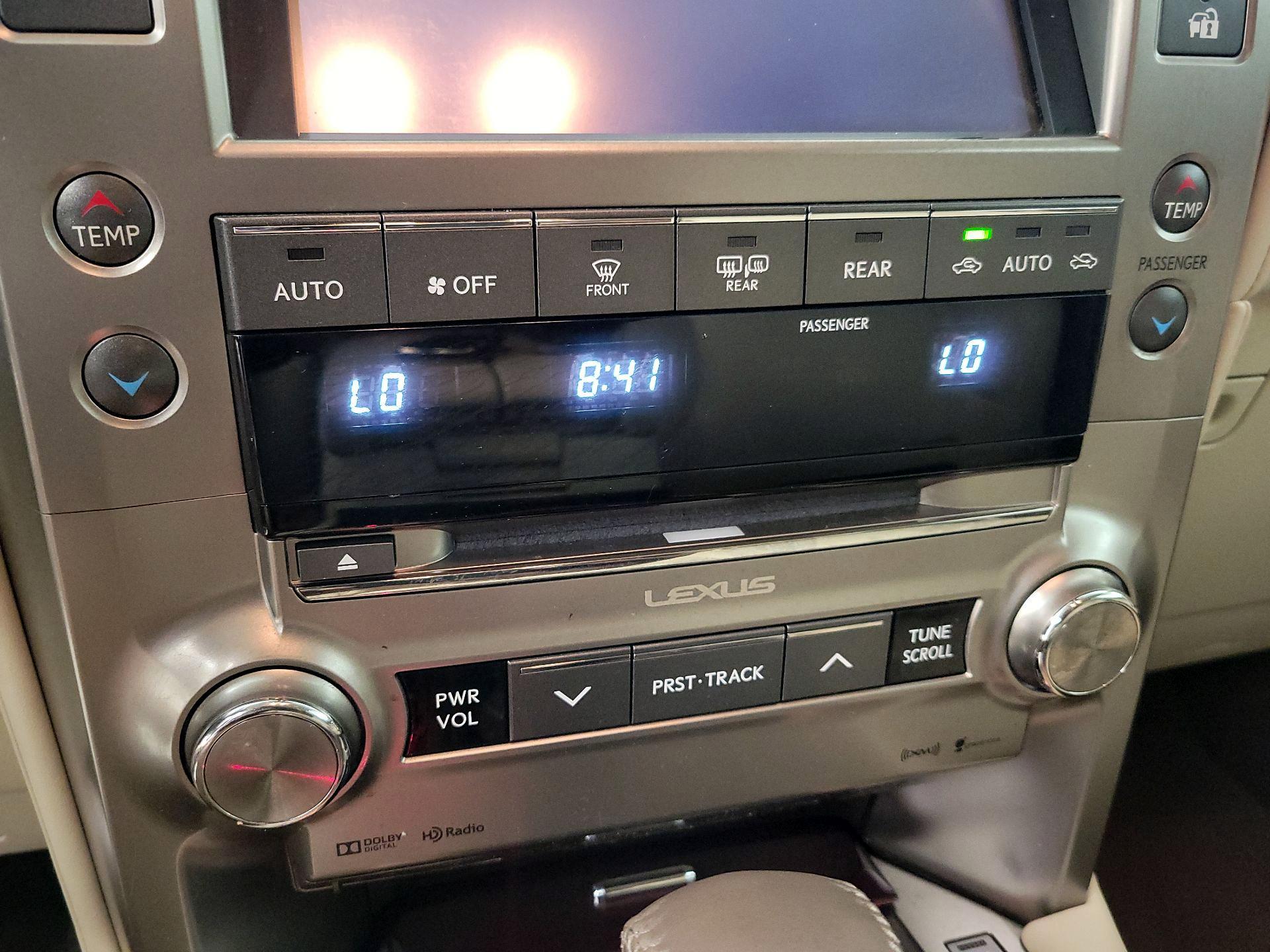 Thumbnail: 2019 Lexus GX - 17