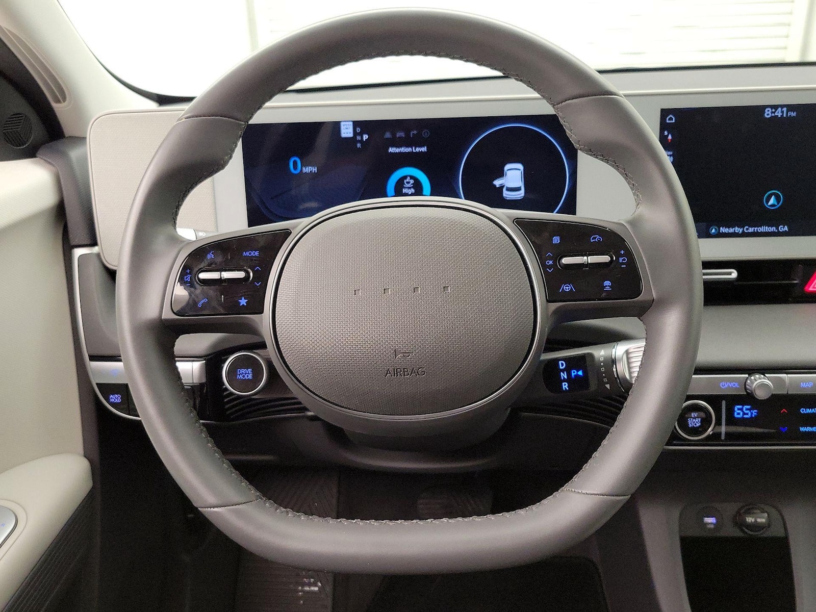 2024 Hyundai IONIQ 5 SE - Photo 11