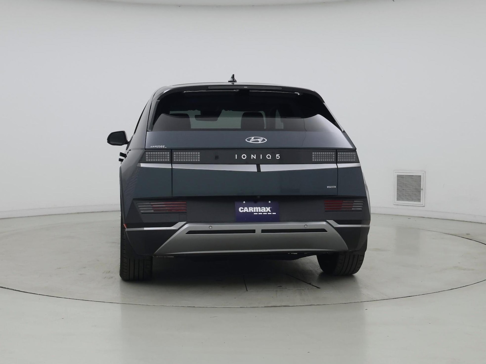 2024 Hyundai IONIQ 5 SE - Photo 7