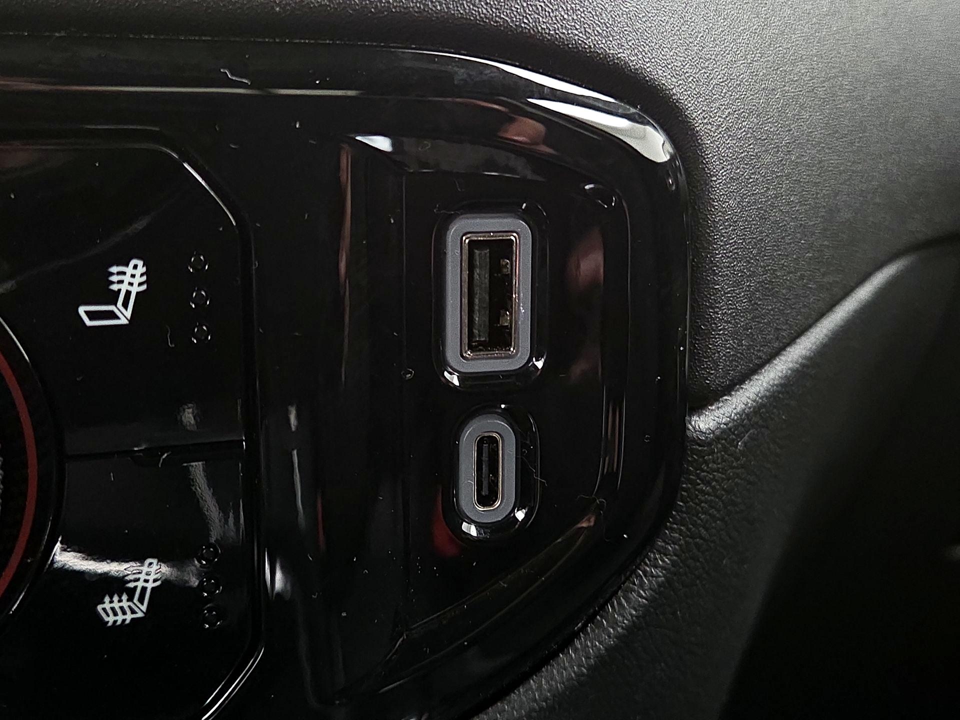 Thumbnail: 2026 Chevrolet Silverado 1500 - 19