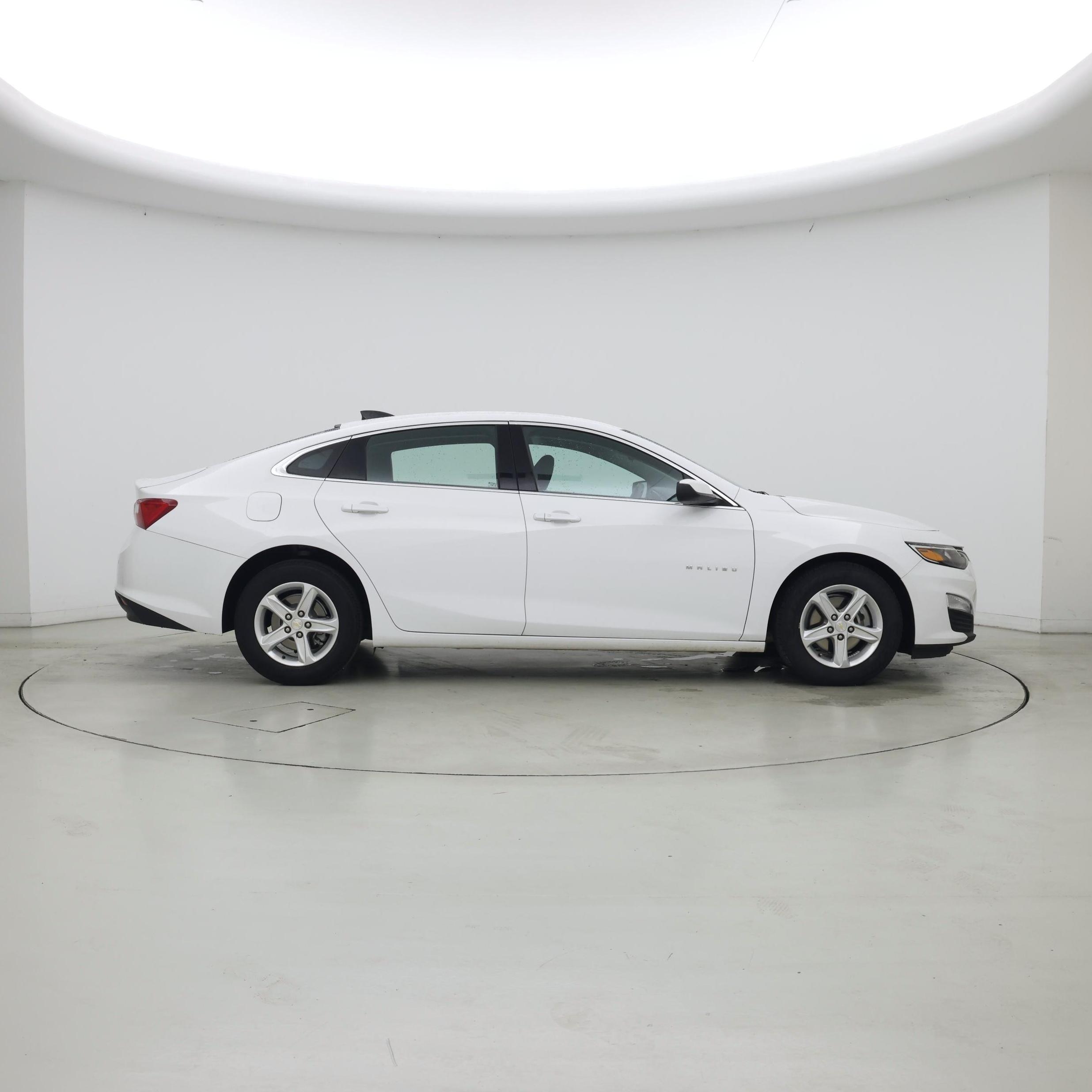Thumbnail: 2024 Chevrolet Malibu - 7