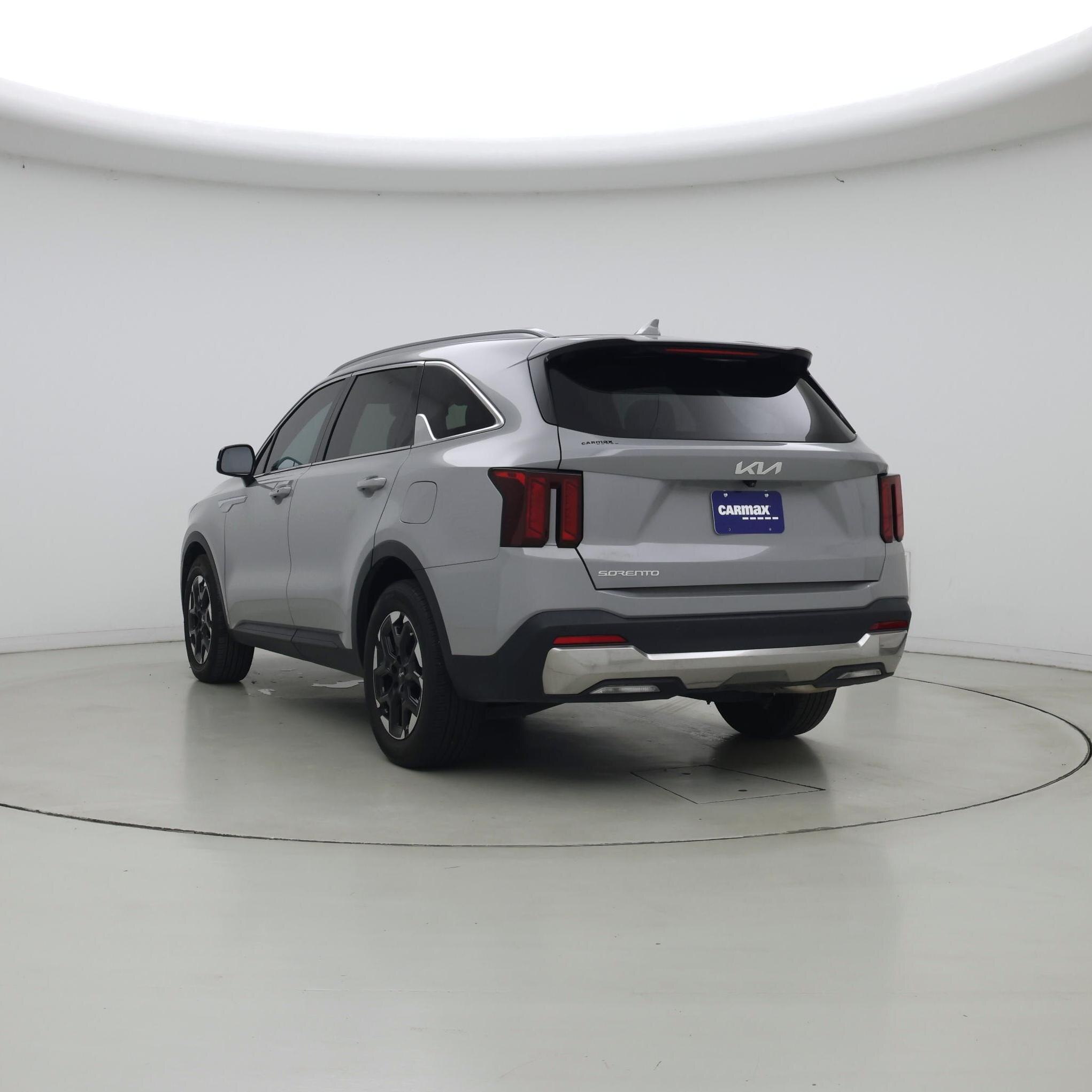 Thumbnail: 2024 Kia Sorento - 2