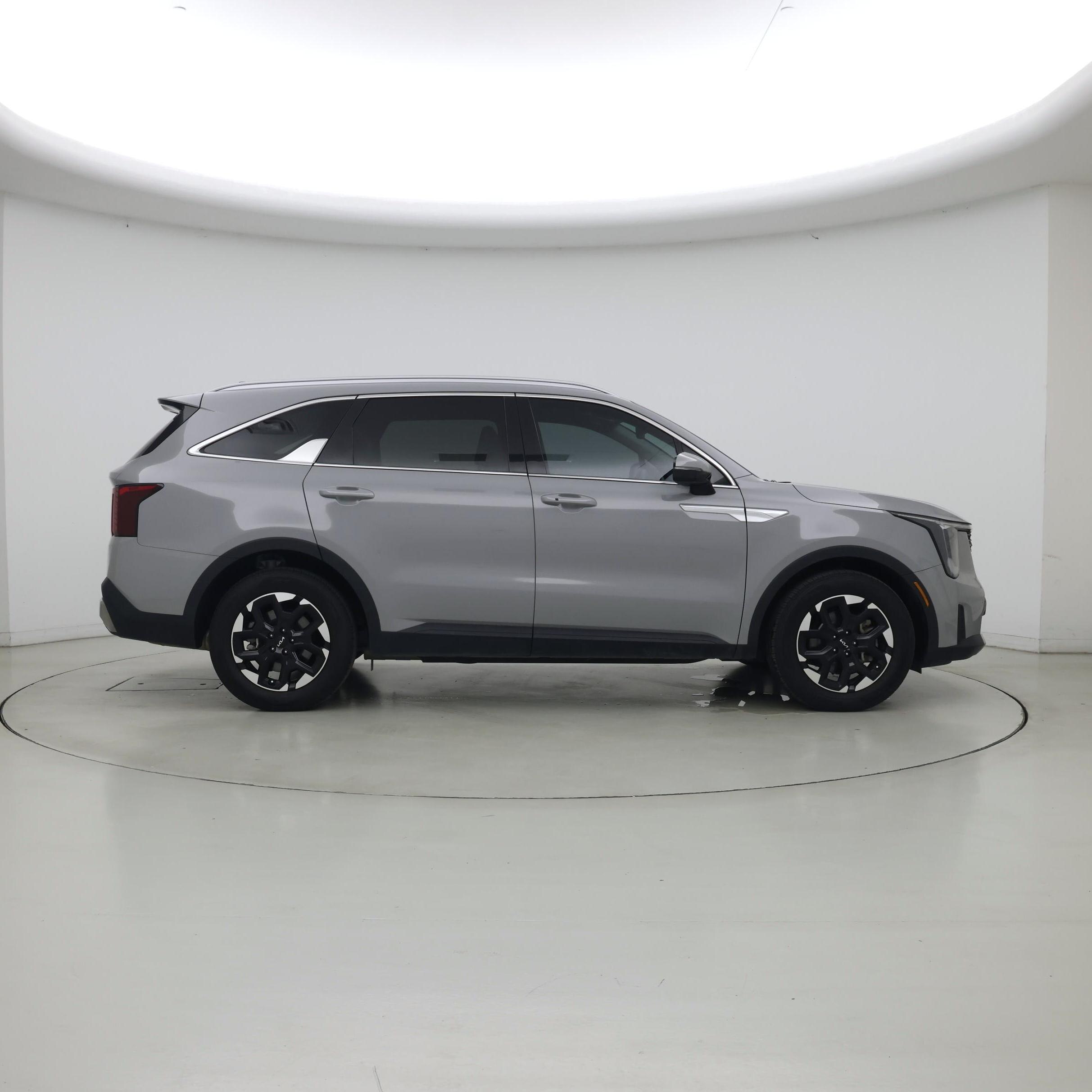 Thumbnail: 2024 Kia Sorento - 7
