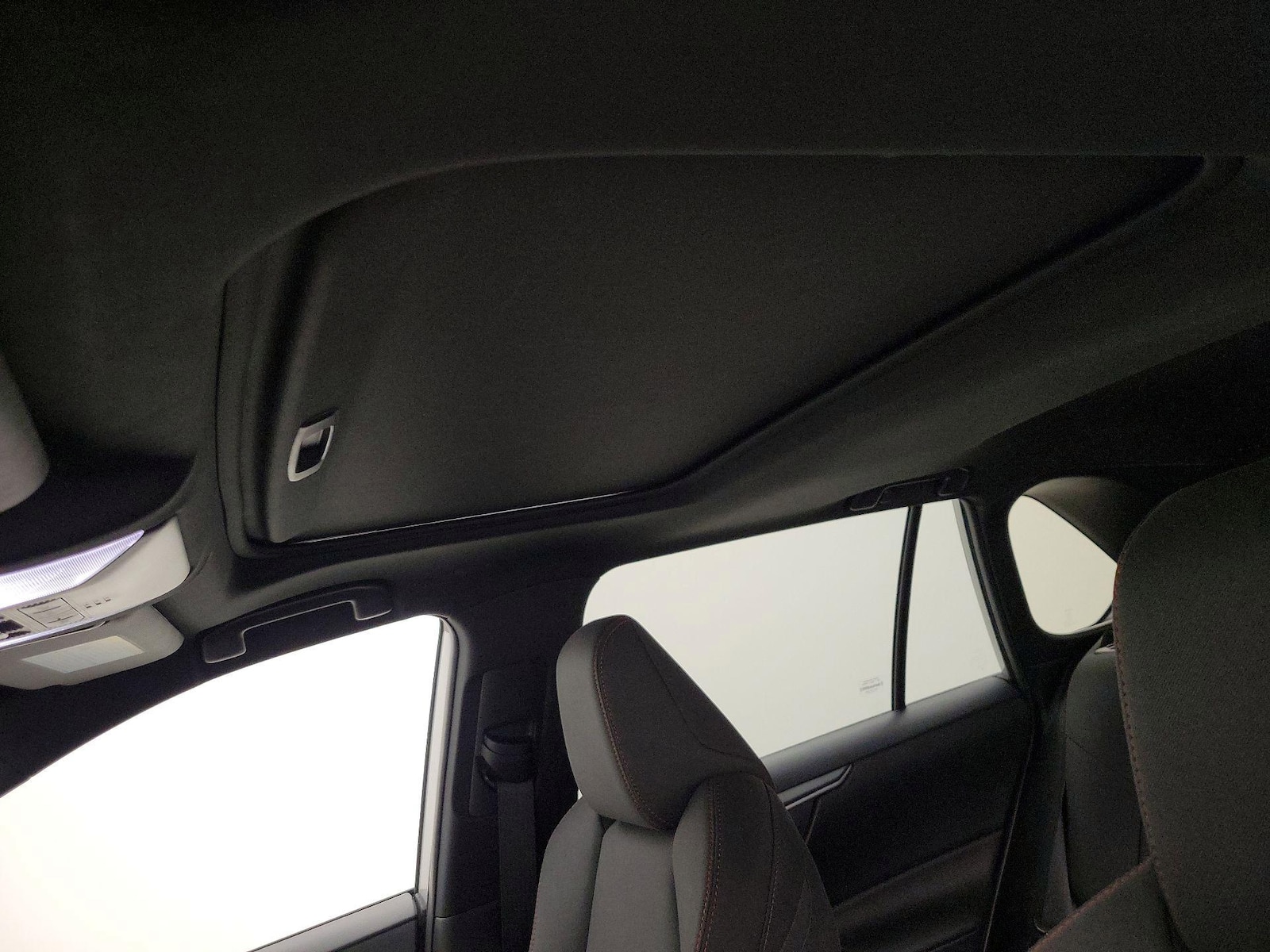 2022 Toyota RAV4 SE - Photo 20