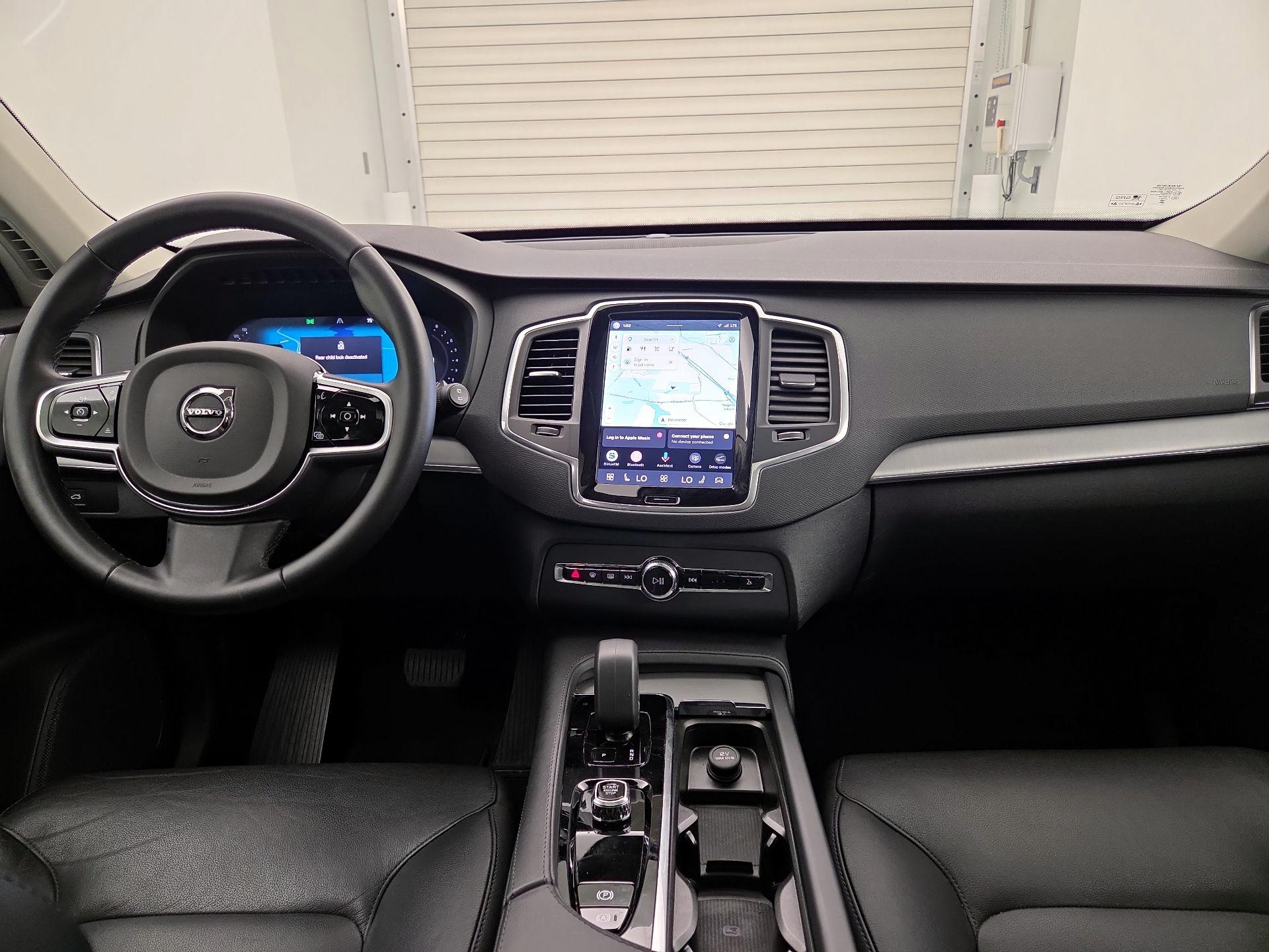 Thumbnail: 2025 Volvo XC90 - 9