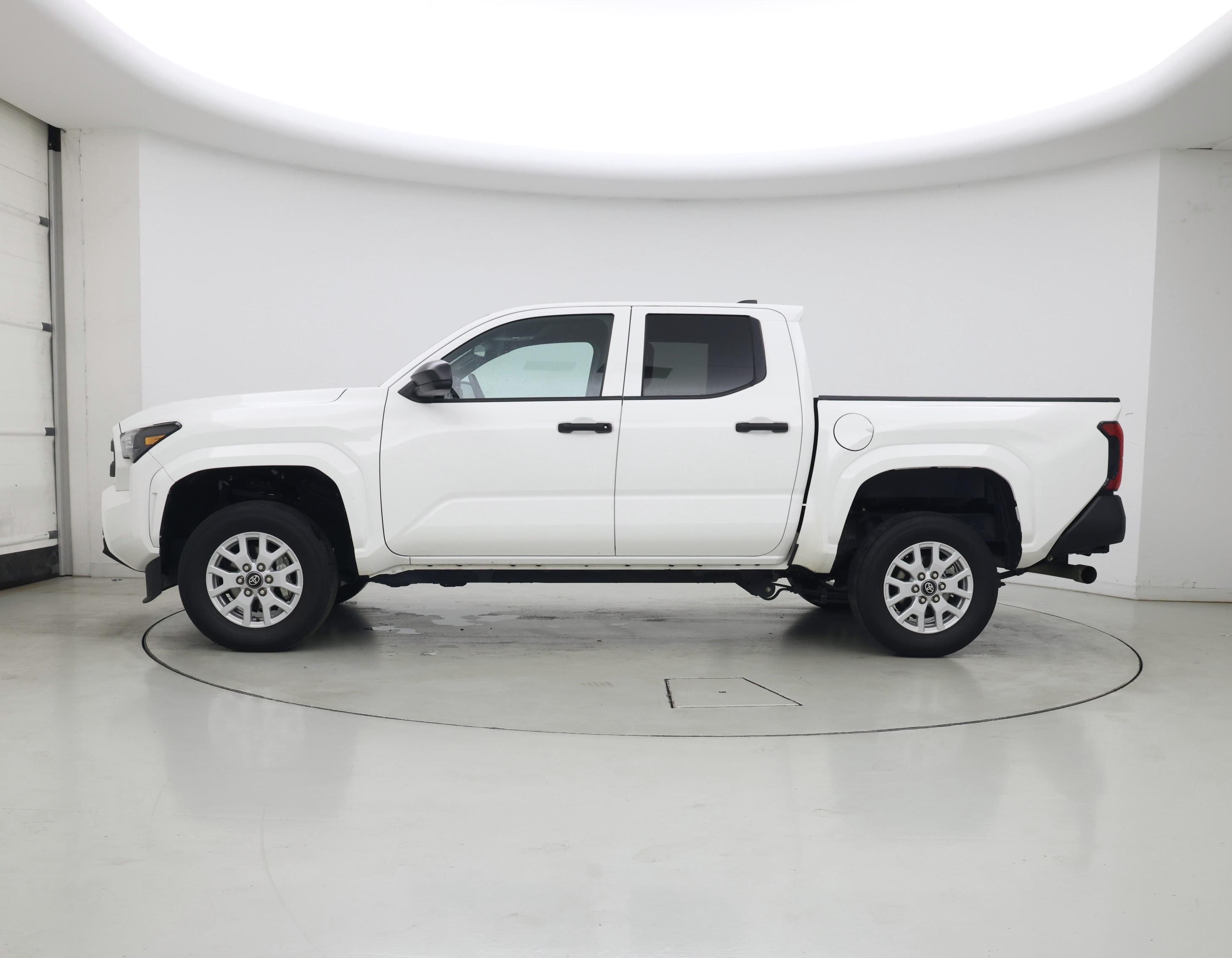 Thumbnail: 2024 Toyota Tacoma - 3