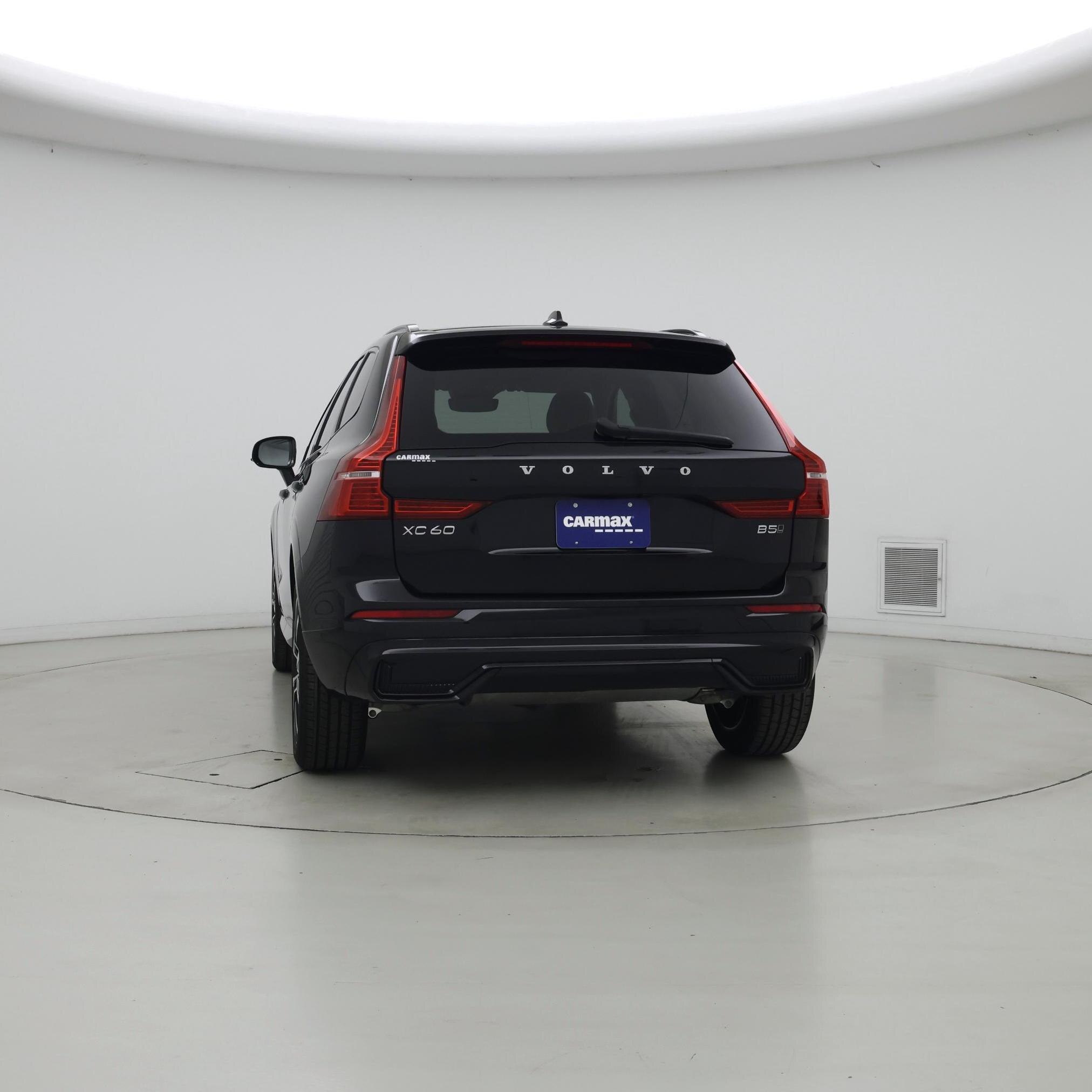 Thumbnail: 2025 Volvo XC60 - 6