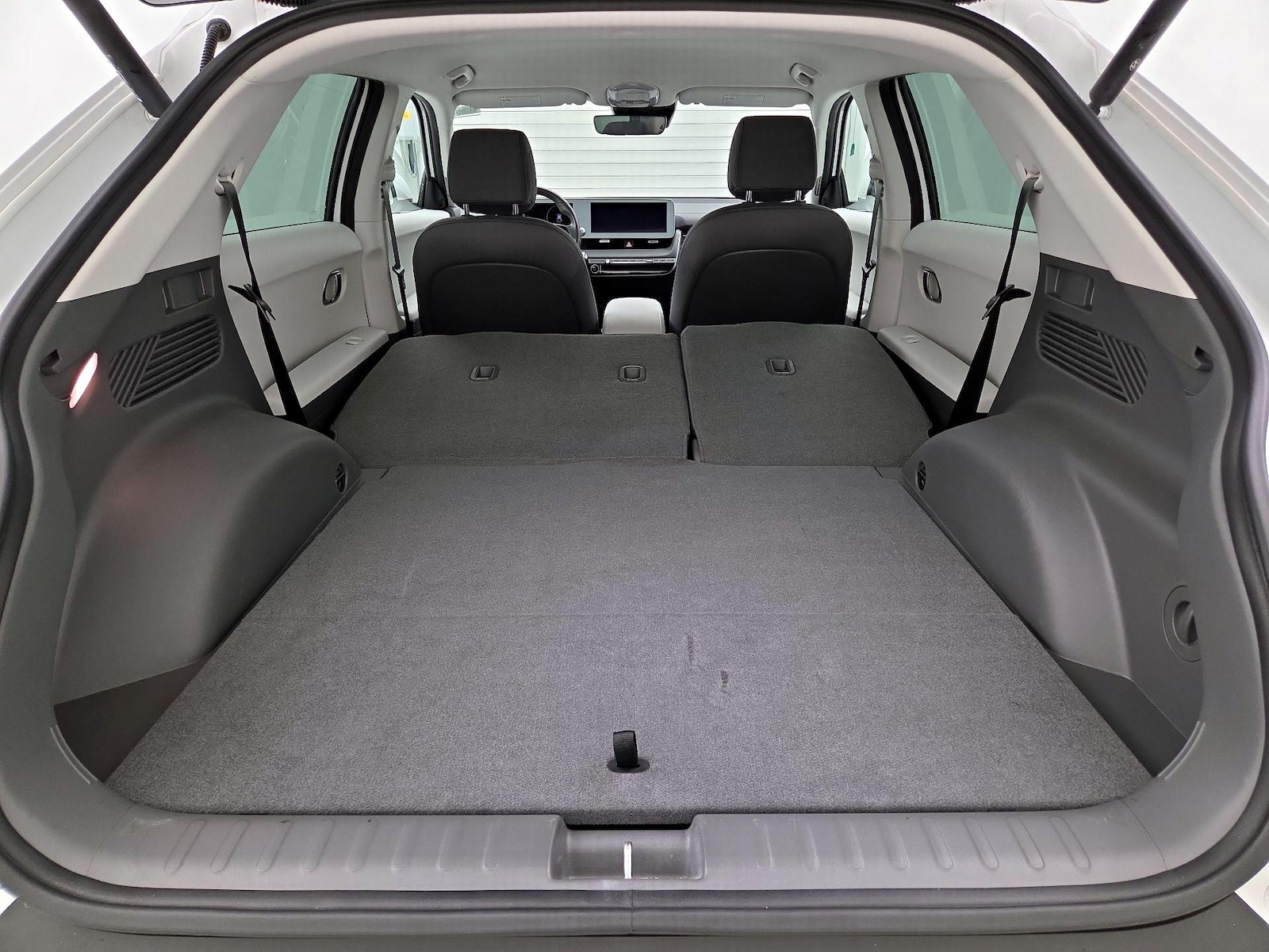 2024 Hyundai IONIQ 5 SEL - Photo 23