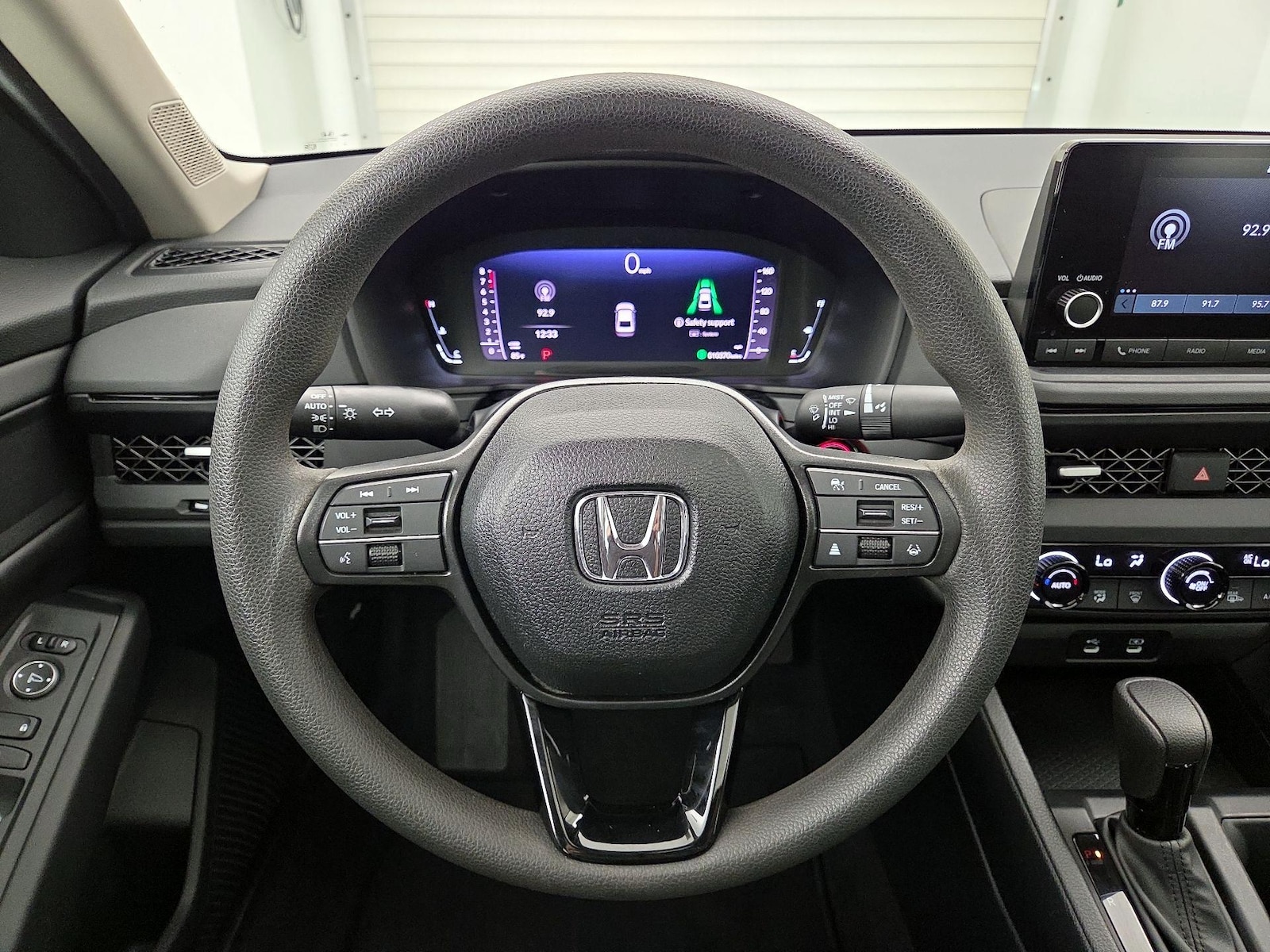 2025 Honda Accord SE - Photo 11