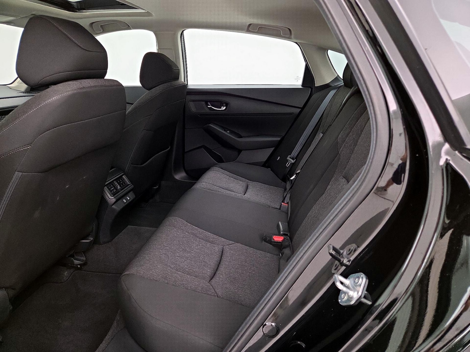 2025 Honda Accord SE - Photo 20