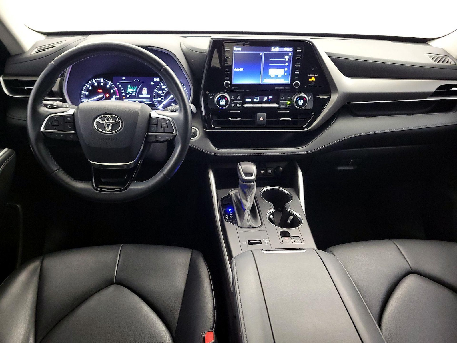 2021 Toyota Highlander XLE - Photo 10