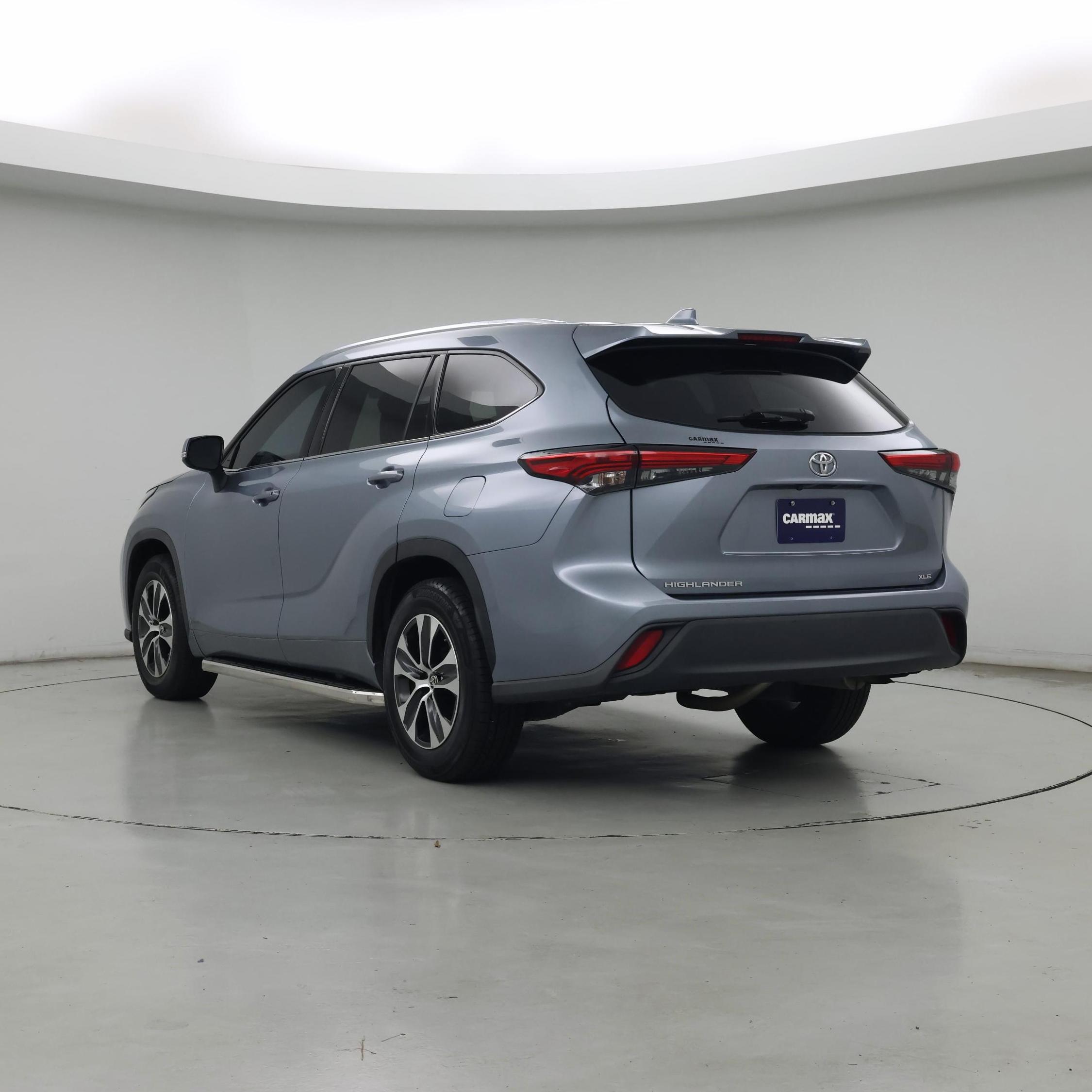 Thumbnail: 2021 Toyota Highlander - 2