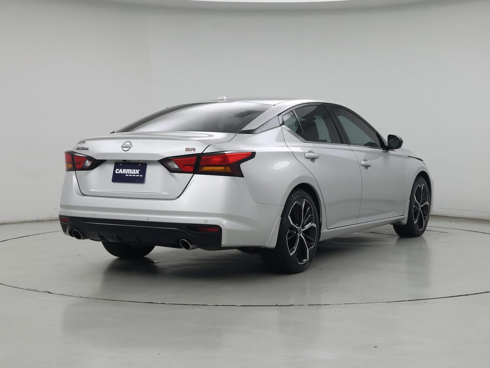 2024 Nissan Altima SR - Photo 9
