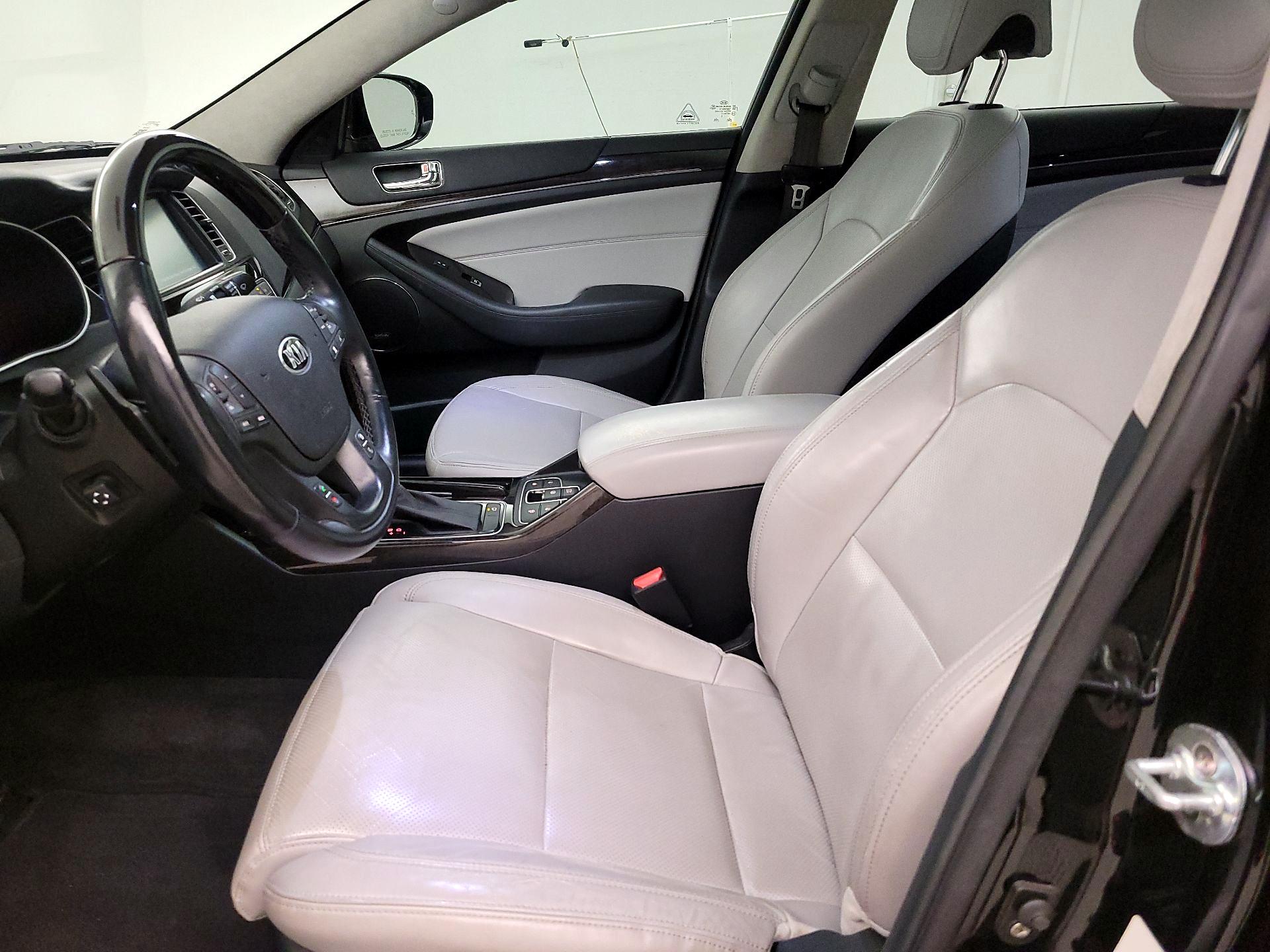 Thumbnail: 2016 Kia Cadenza - 11