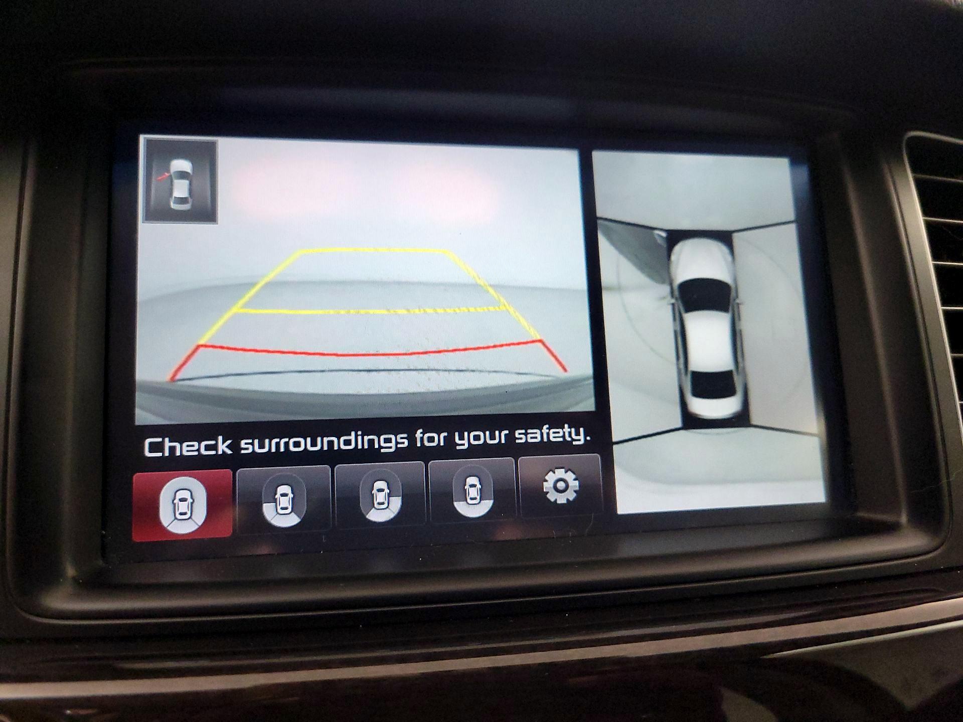 Thumbnail: 2016 Kia Cadenza - 15